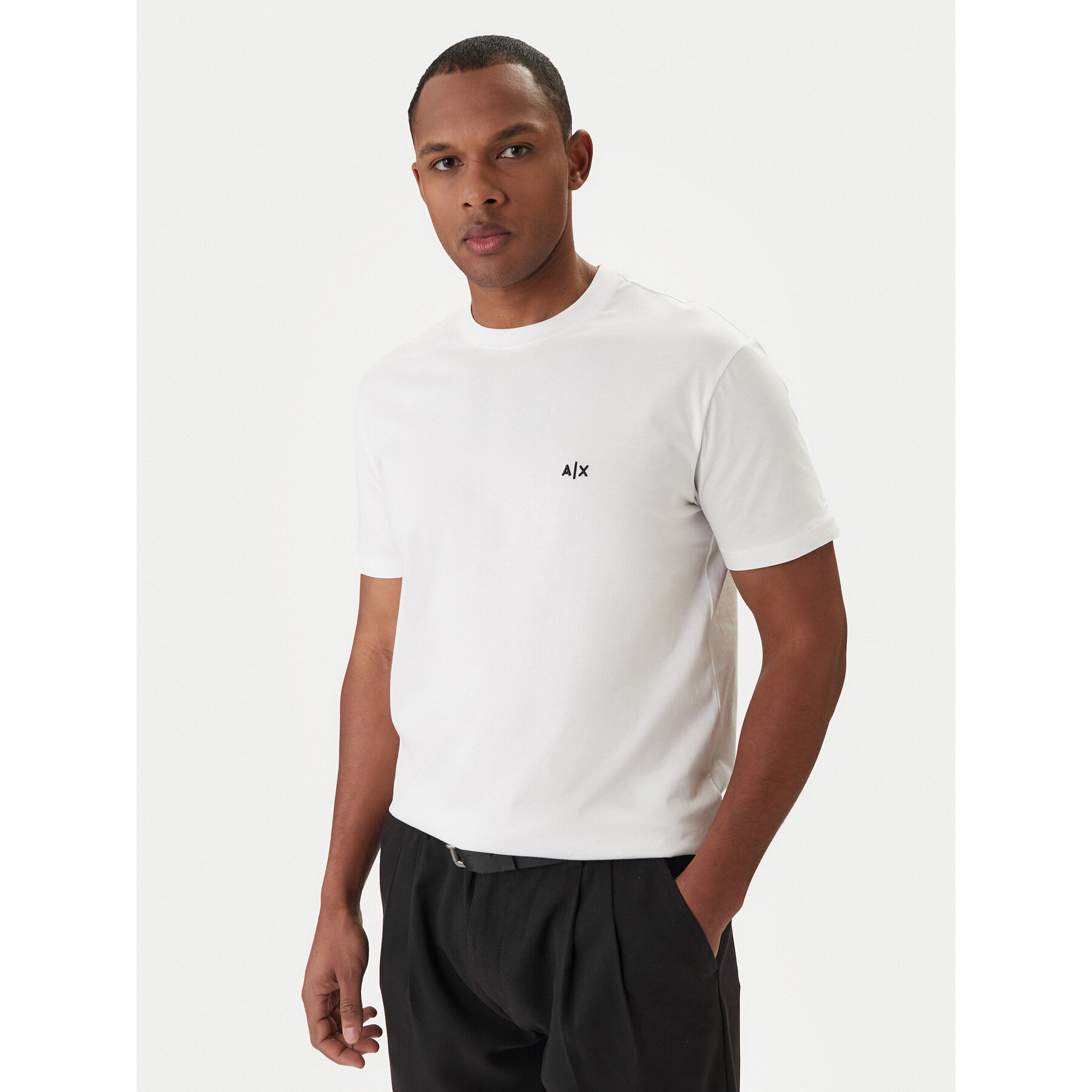 Armani Exchange T-Shirt XM001568 AF10358 U0009 Biały Regular Fit