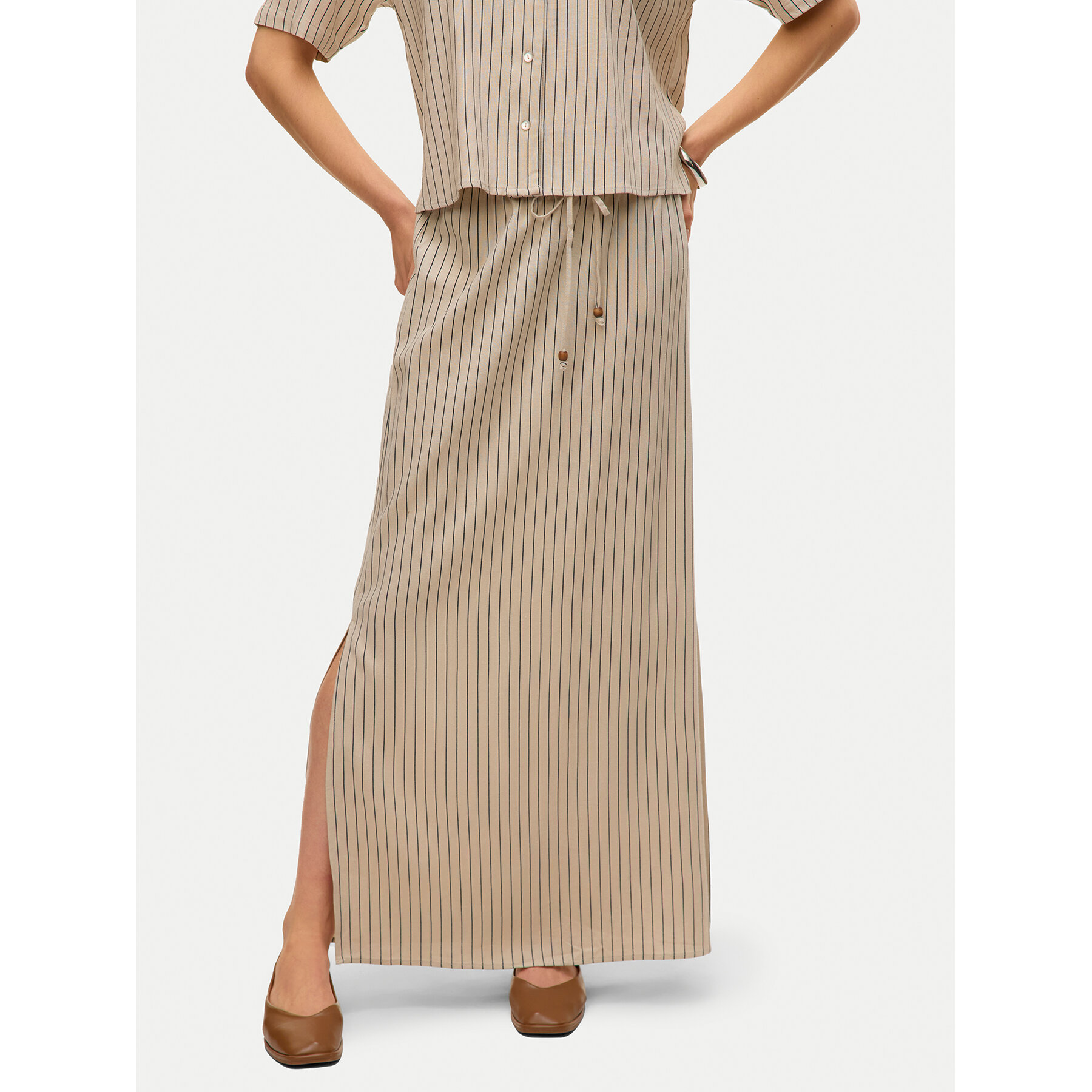 Vero Moda Spódnica maxi Mymilo 10321622 Beżowy Regular Fit