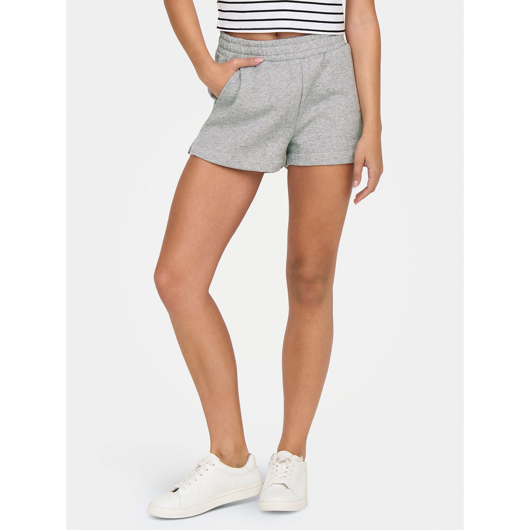 ONLY Szorty sportowe Sweat 15245800 Szary Regular Fit