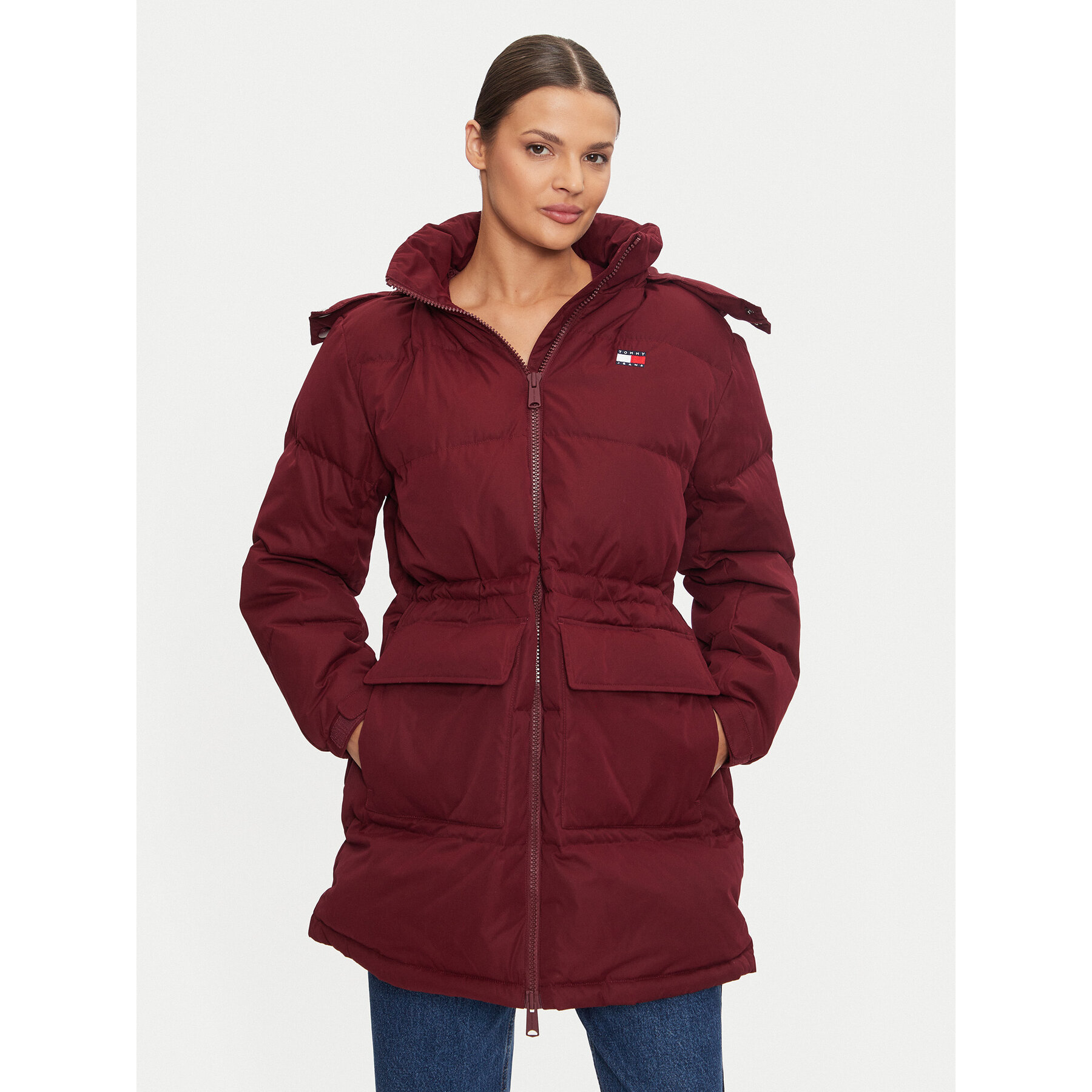 Tommy Jeans Kurtka puchowa Alaska DW0DW18821 Bordowy Regular Fit