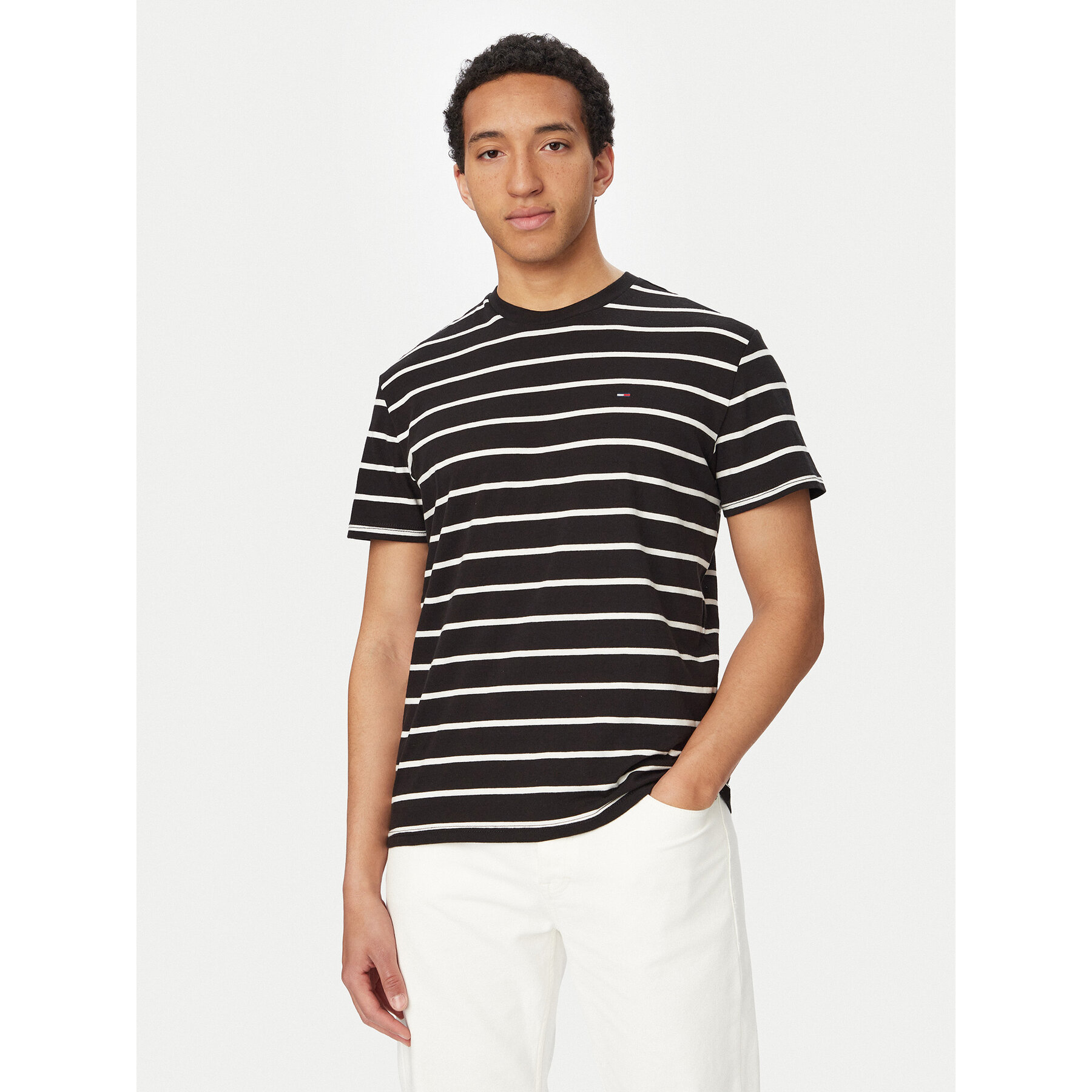 Tommy Jeans T-Shirt DM0DM22544 Czarny Regular Fit