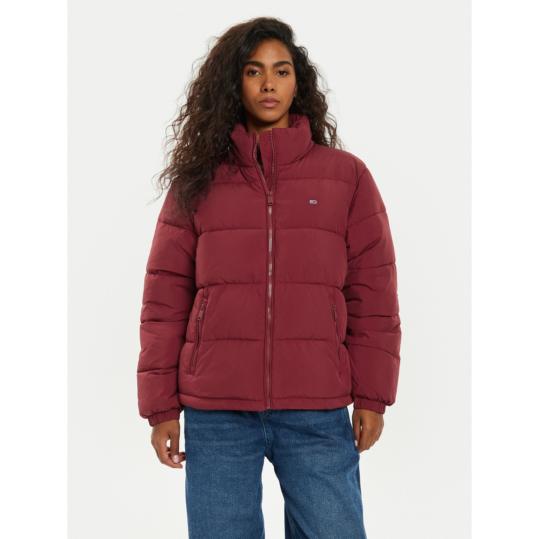 Tommy Jeans Kurtka puchowa Regatta DW0DW18827 Czerwony Regular Fit