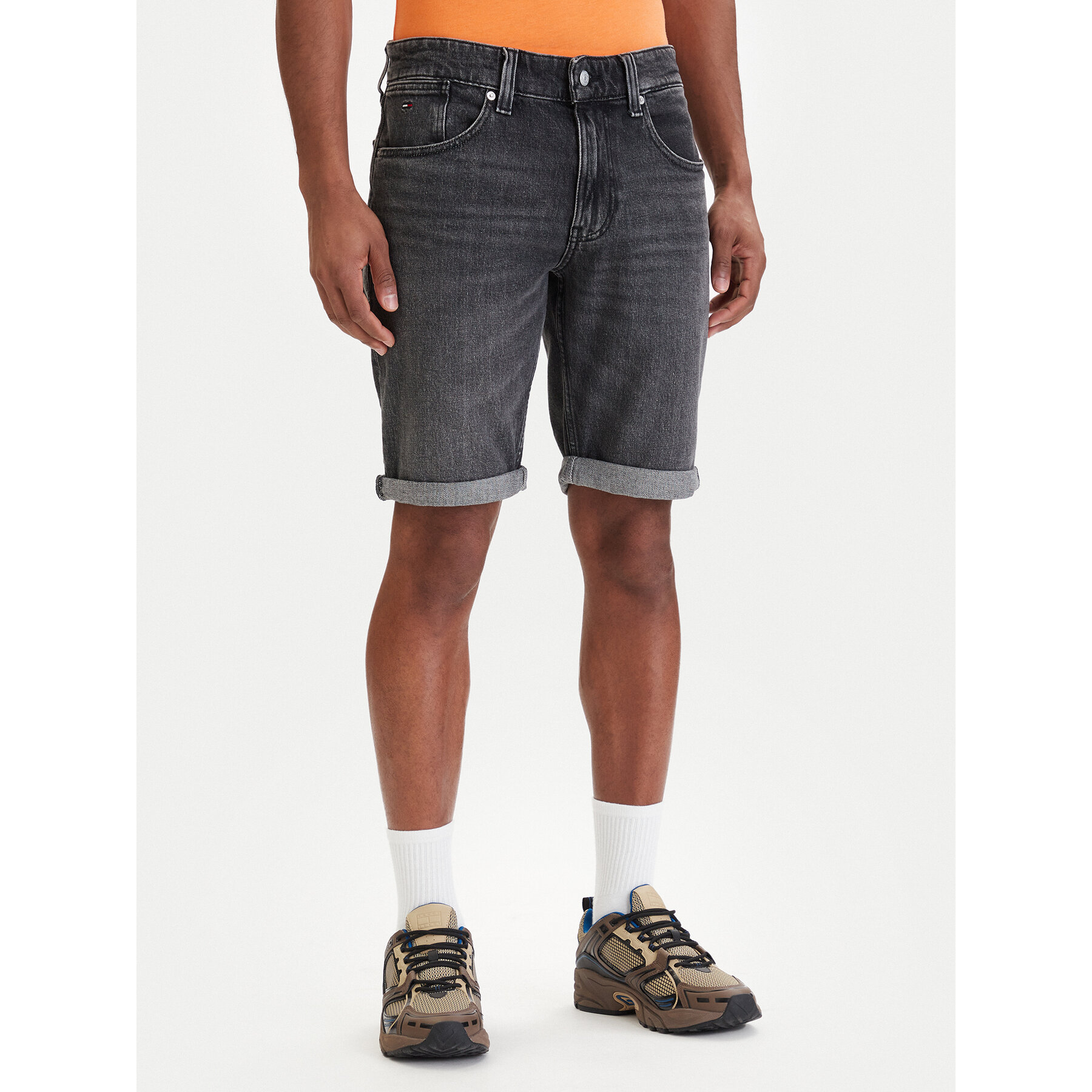 Tommy Jeans Szorty jeansowe Ronnie DM0DM22976 Czarny Slim Fit