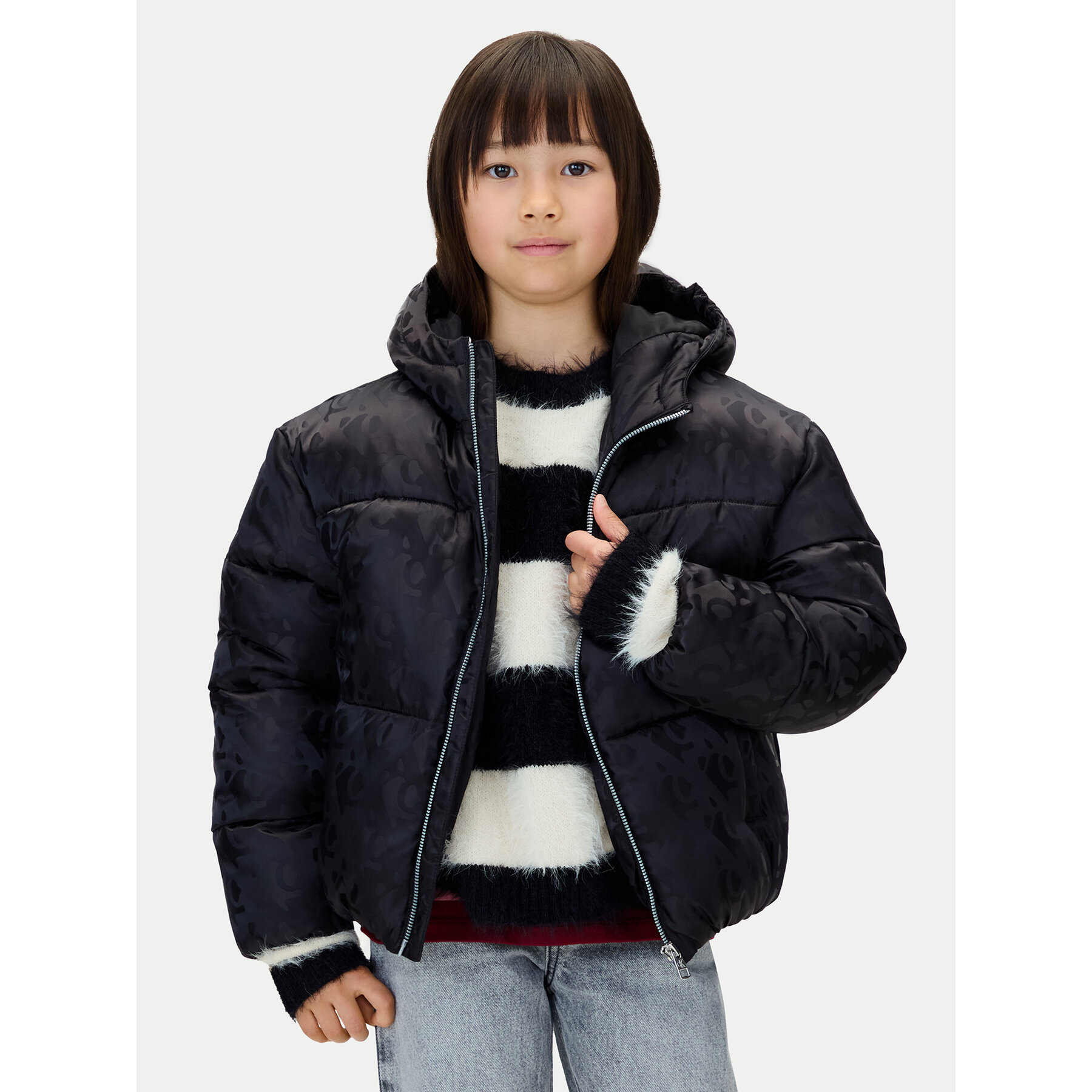 Calvin Klein Jeans Kurtka zimowa IG0IG03020 Czarny Regular Fit