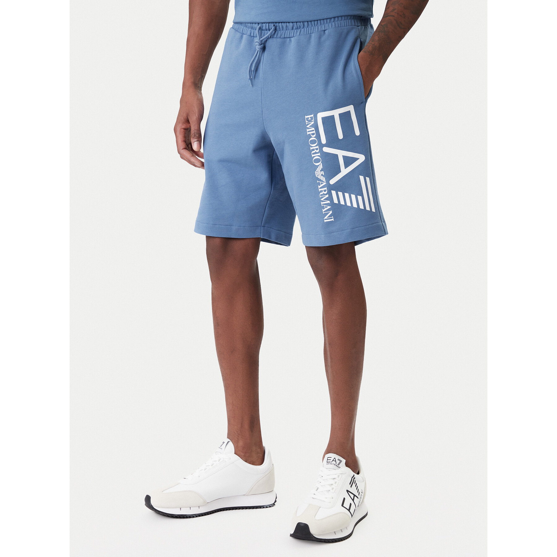 EA7 Emporio Armani Szorty sportowe 7M001414 AF22266 UB064 Niebieski Regular Fit