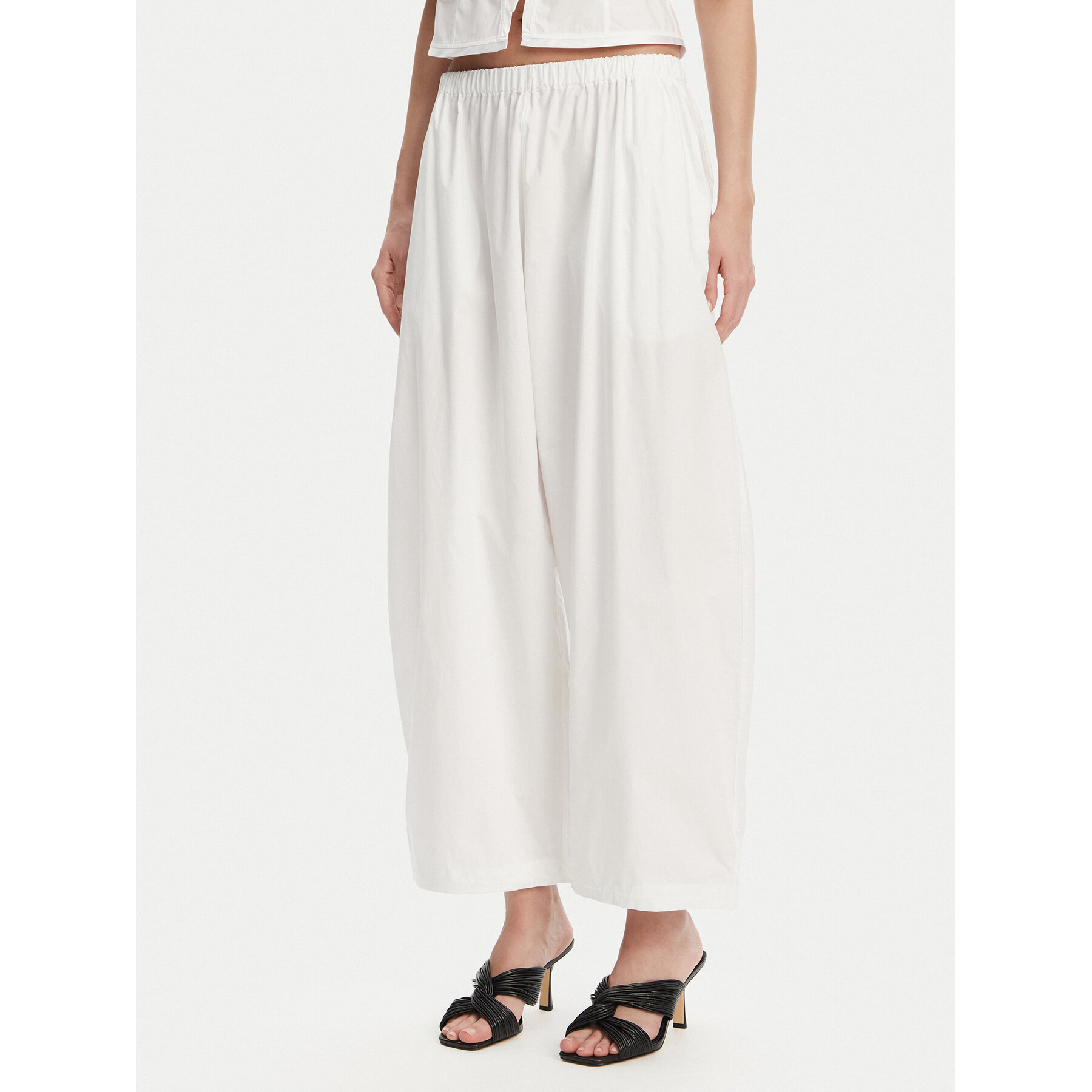 PINKO Spodnie materiałowe 105210 A2LD Biały Relaxed Fit
