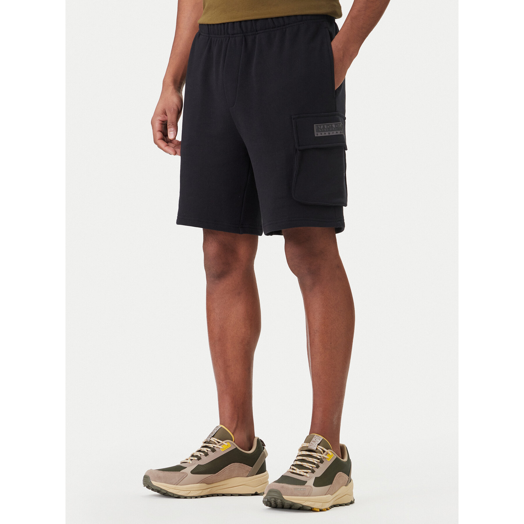 Napapijri Szorty sportowe N-Box Logo Cargo NP0A4I59 Czarny Regular Fit
