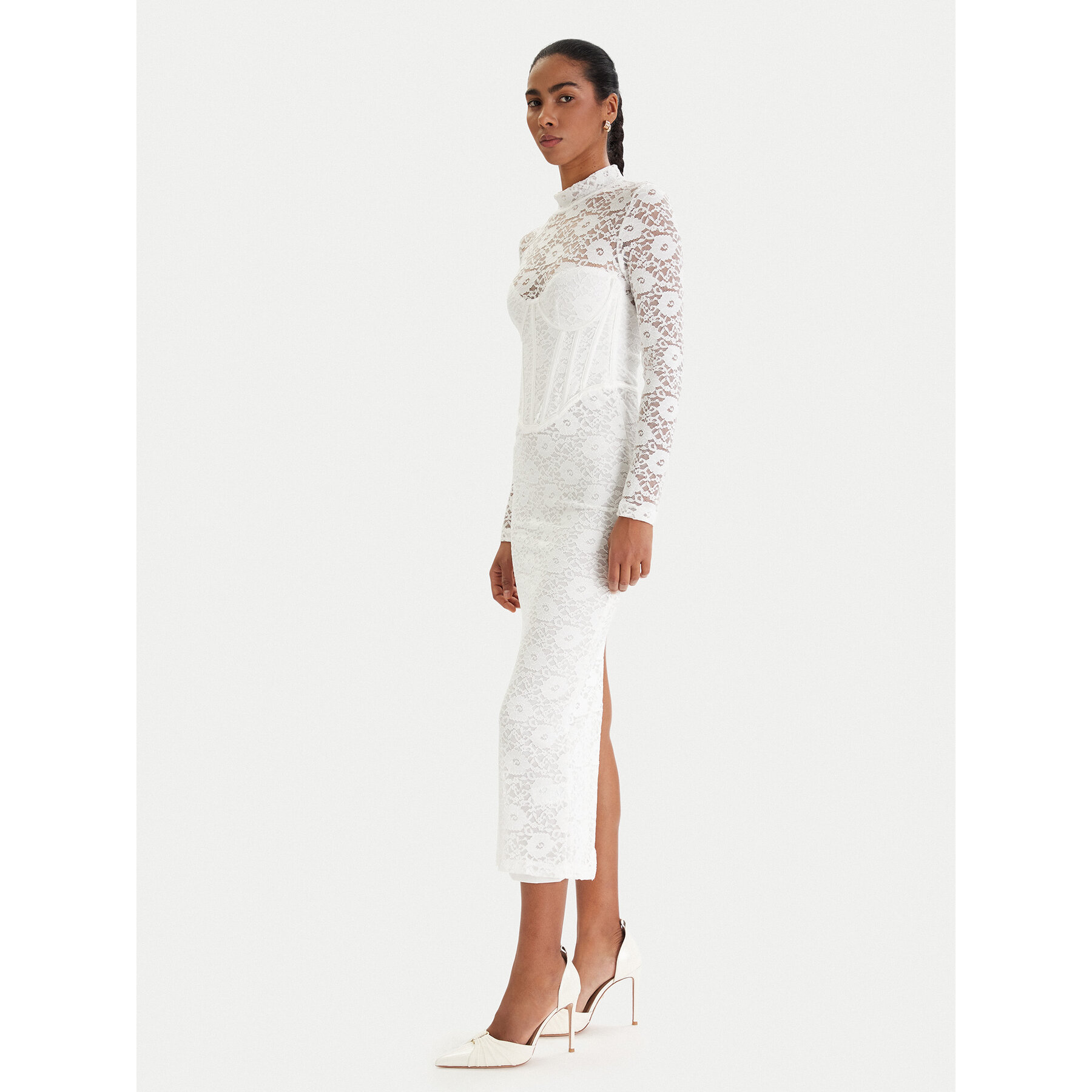 Bardot Sukienka koktajlowa Carmen 60189DB Biały Slim Fit