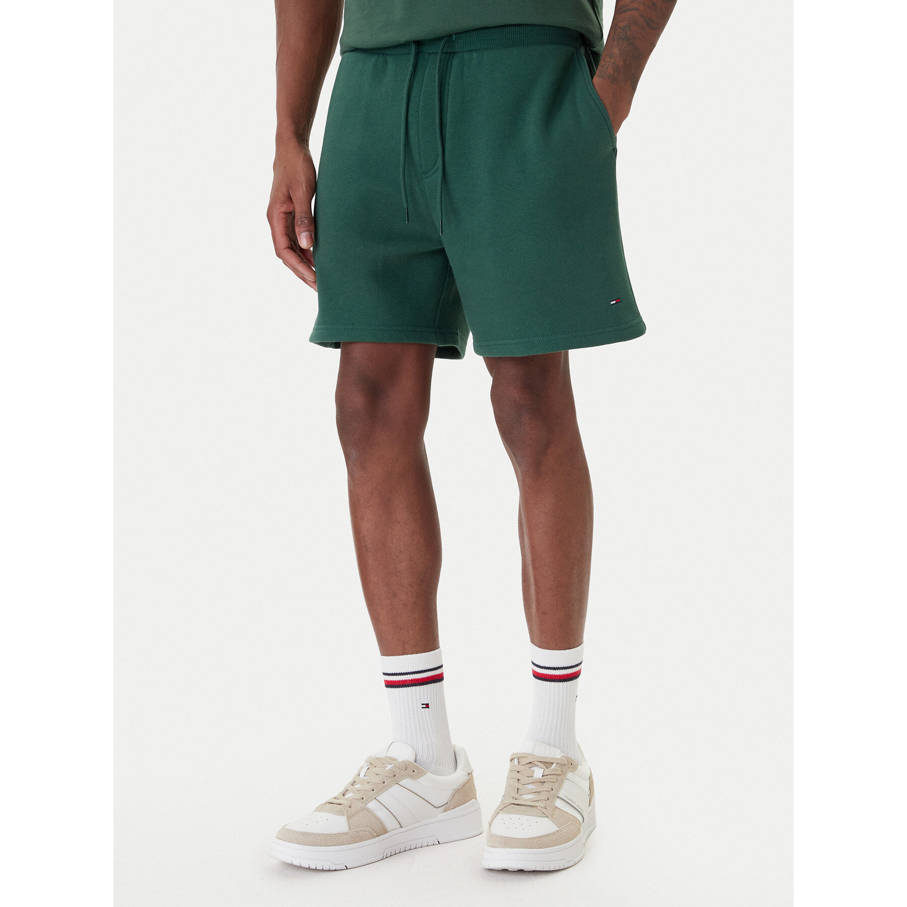 Tommy Jeans Szorty materiałowe DM0DM21931 Zielony Regular Fit