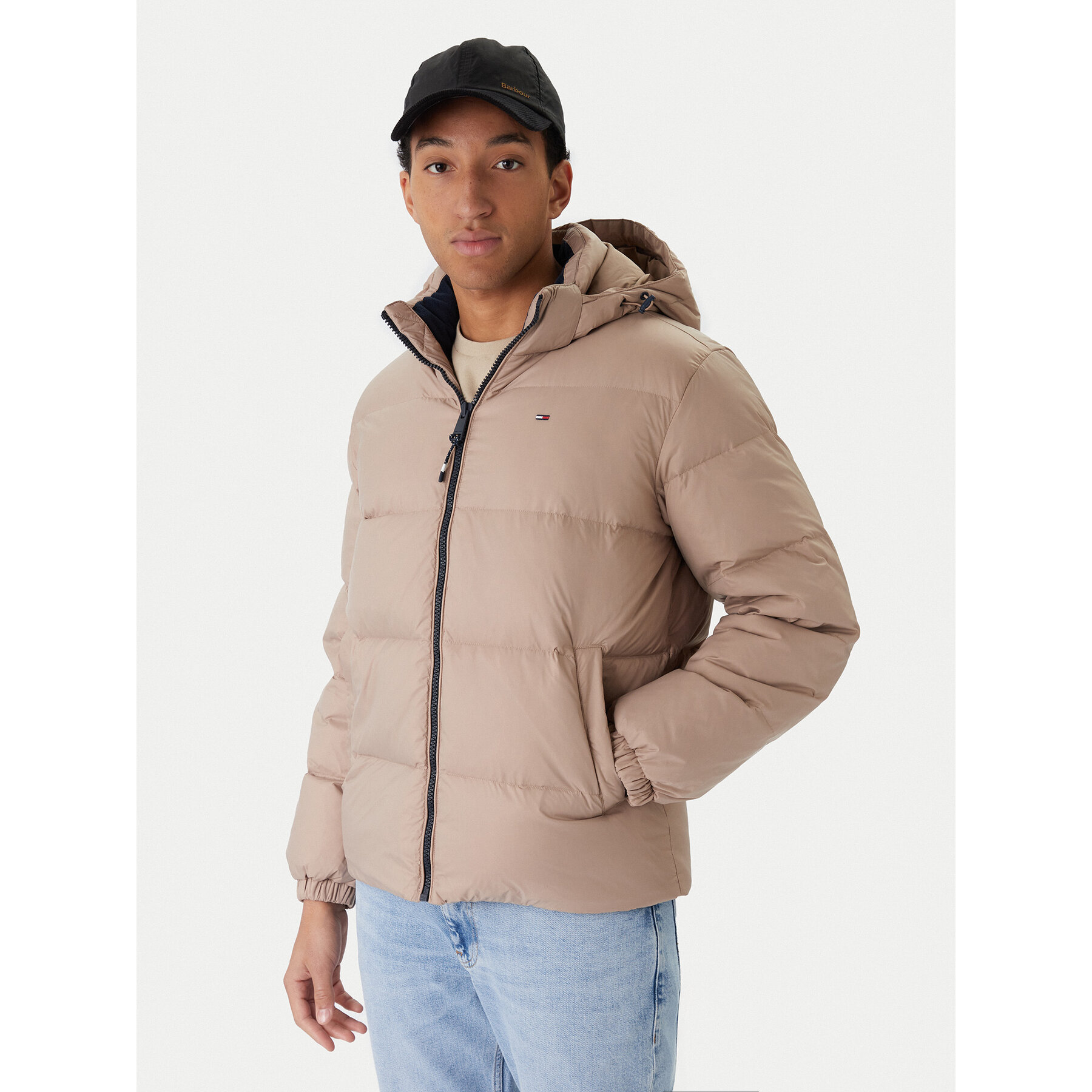 Tommy Jeans Kurtka puchowa Essential DM0DM19786 Beżowy Regular Fit