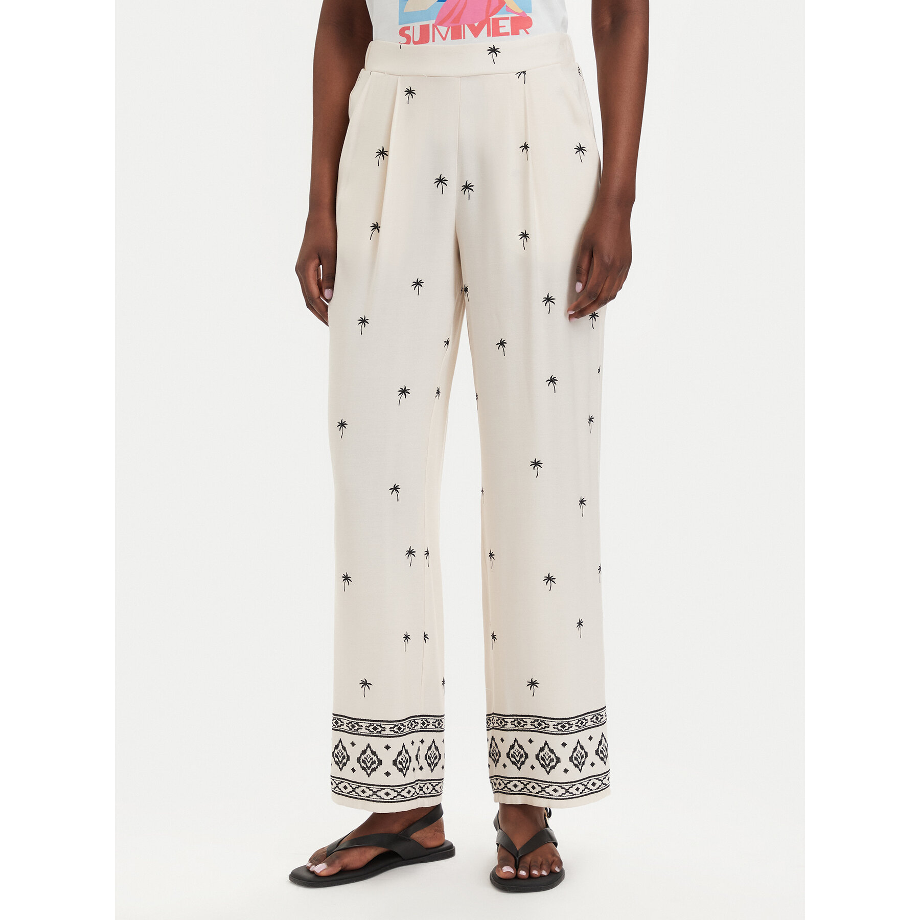 Vero Moda Spodnie materiałowe Kai 10345546 Kremowy Regular Fit