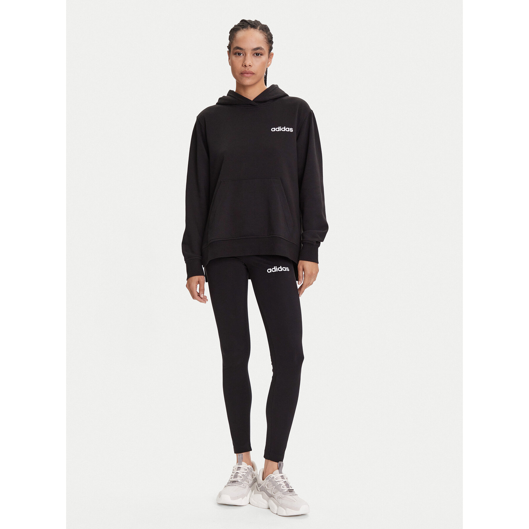 adidas Dres Leisure JX0474 Czarny Regular Fit