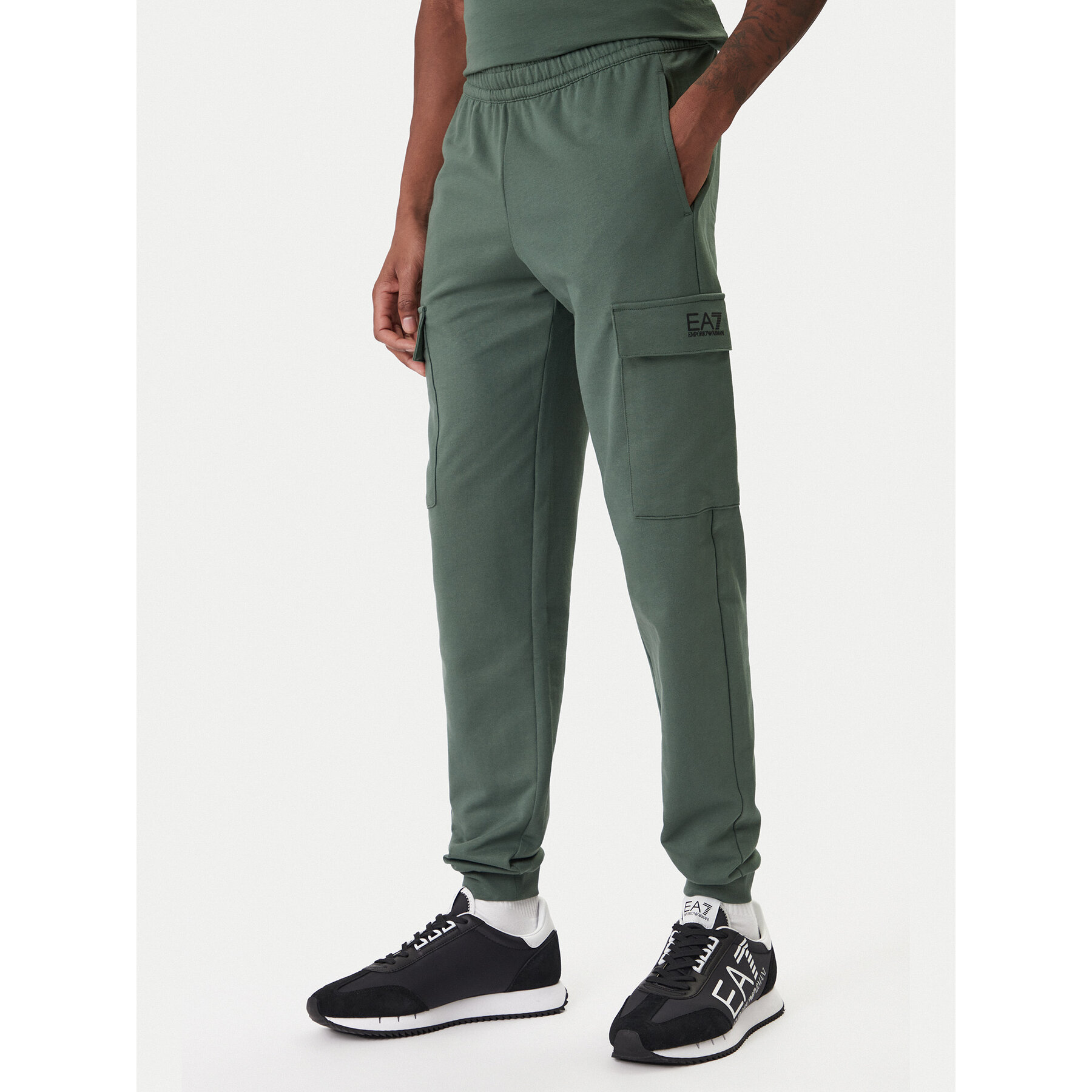 EA7 Emporio Armani Spodnie dresowe 8NPP67 PJVRZ U7260 Zielony Regular Fit