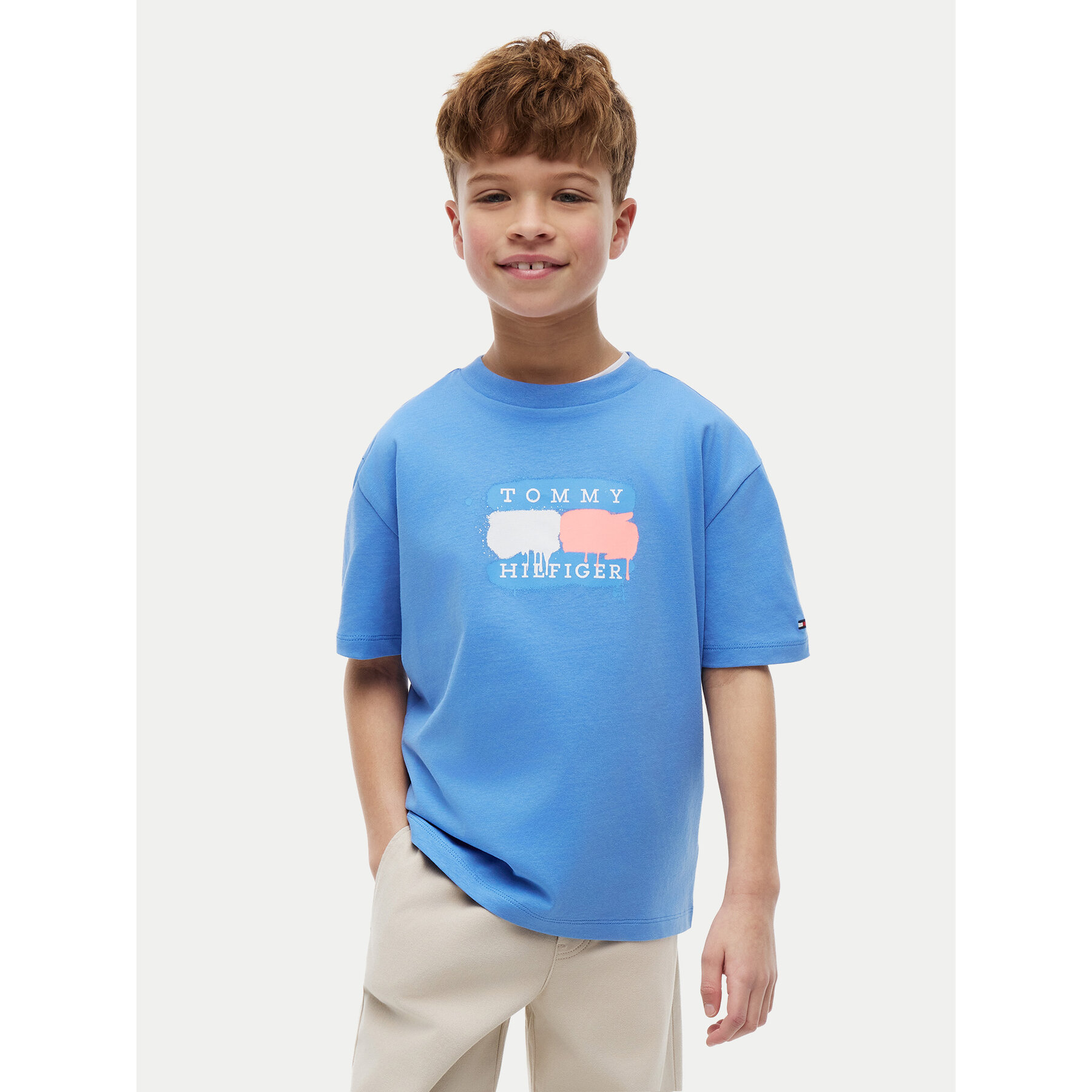 Tommy Hilfiger T-Shirt Graffiti KB0KB10546 Niebieski jasny Relaxed Fit