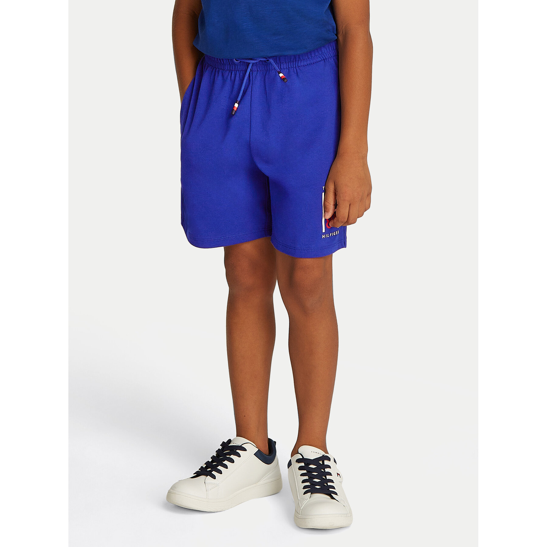 Tommy Hilfiger Szorty sportowe Graphic KB0KB09477 Niebieski Regular Fit
