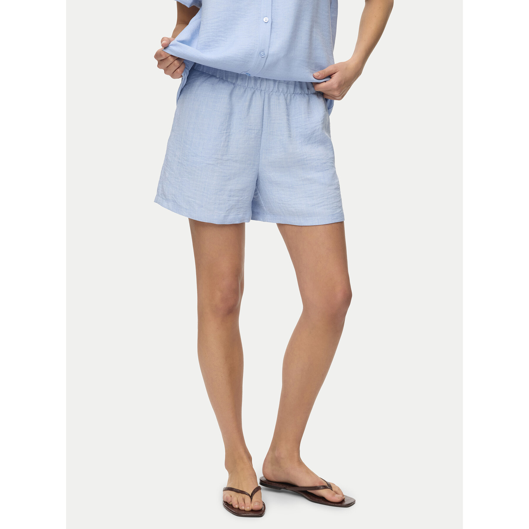Vero Moda Szorty materiałowe Melaney 10325868 Niebieski Loose Fit