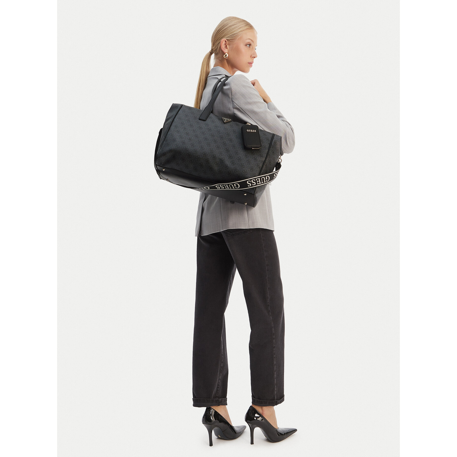 Guess Torba weekendowa TWHB92 11017 Szary