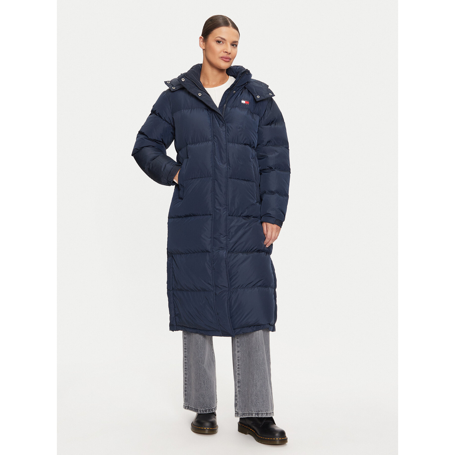 Tommy Jeans Kurtka puchowa Alaska DW0DW18860 Granatowy Regular Fit