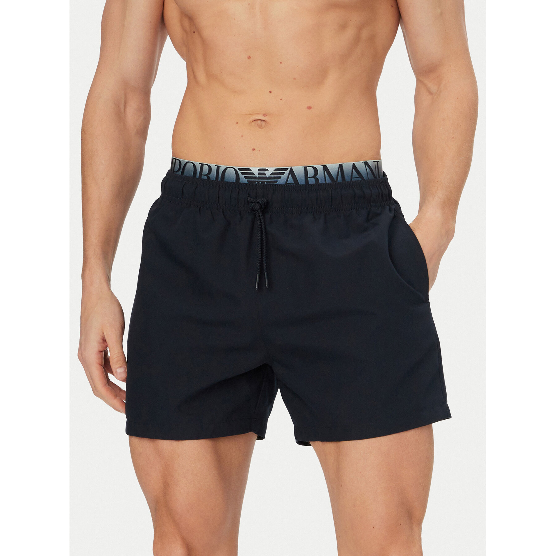 Emporio Armani Szorty sportowe EM000686 AF20432 UB102 Granatowy Regular Fit