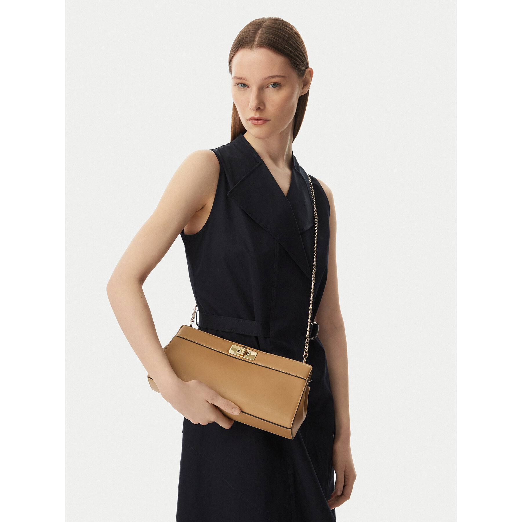 Tommy Hilfiger Torebka Th Modern Clutch AW0AW18727 Brązowy jasny