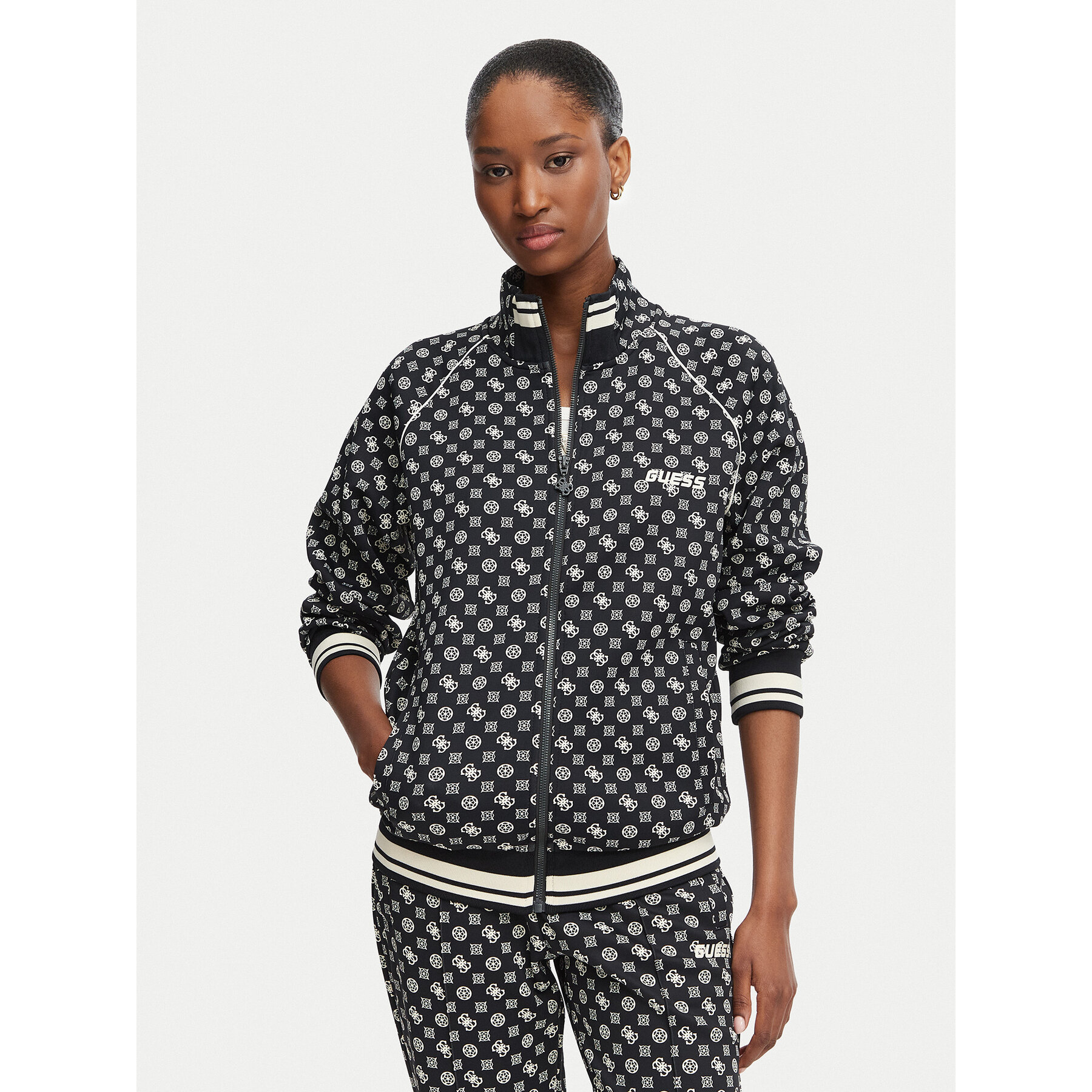 Guess Bluza V5YQ03 KB212 Czarny Regular Fit