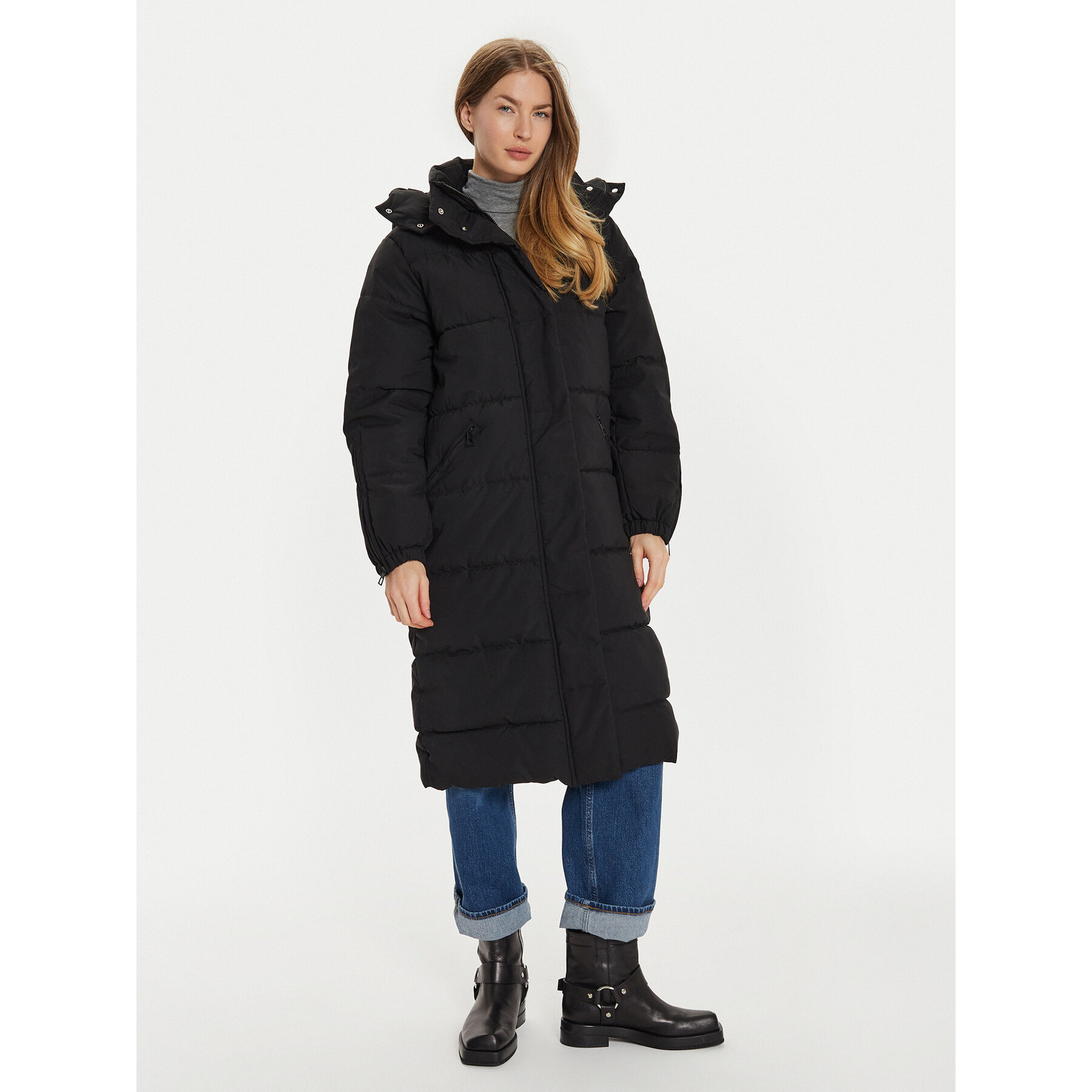 JDY Kurtka zimowa Flotte 15330181 Czarny Regular Fit