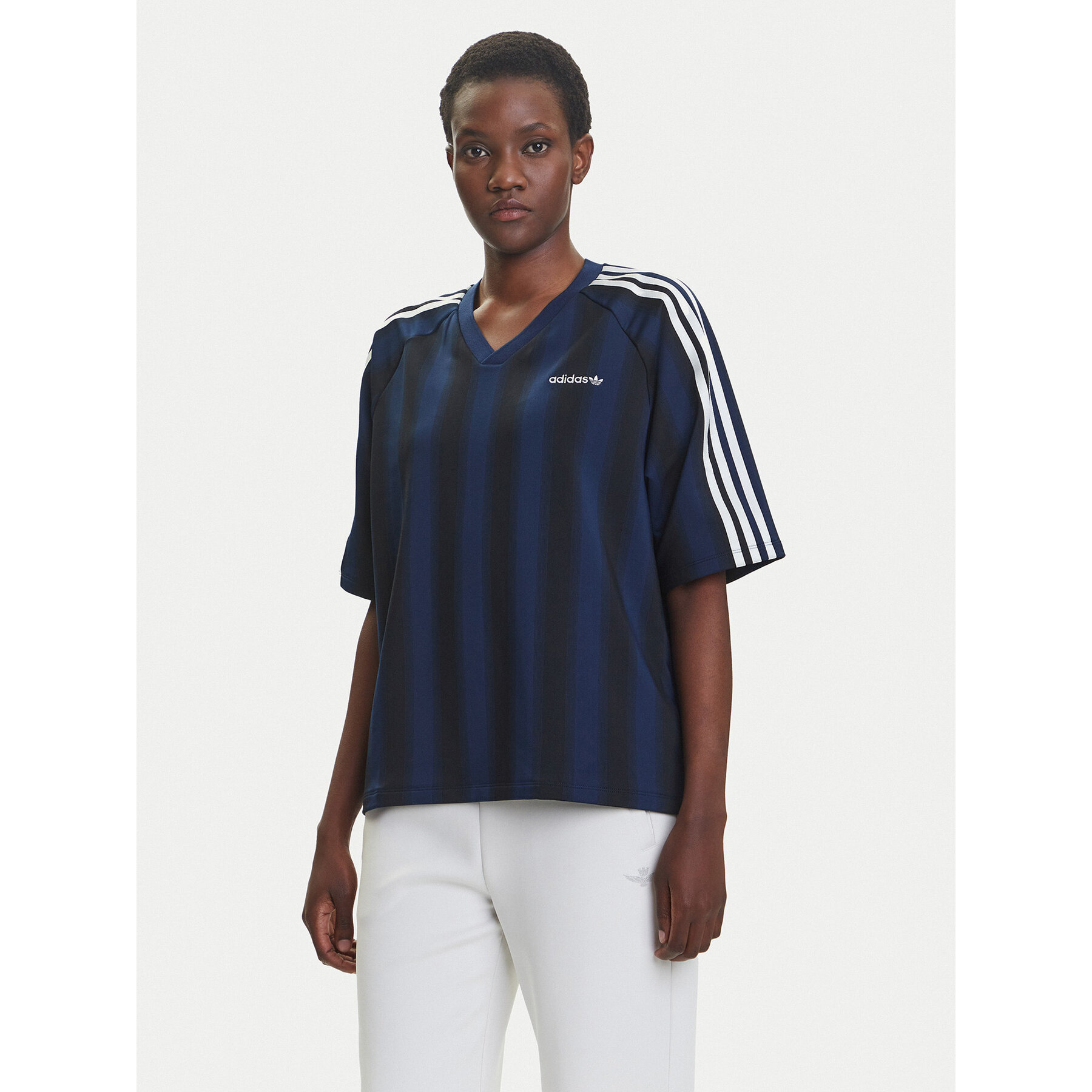 adidas T-Shirt Linear JY2854 Granatowy Oversize