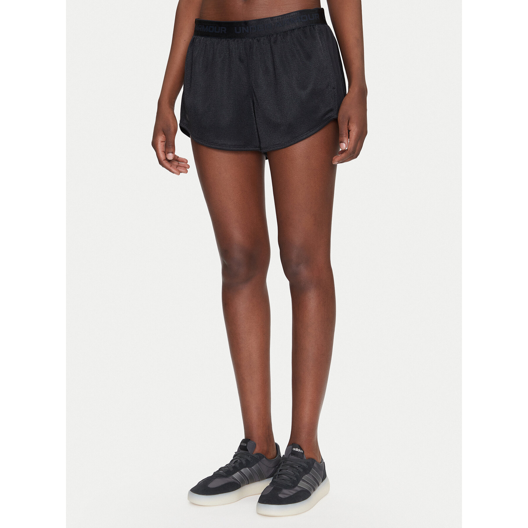 Under Armour Szorty sportowe Tech™ Play Up Shine 1389883 Czarny Regular Fit