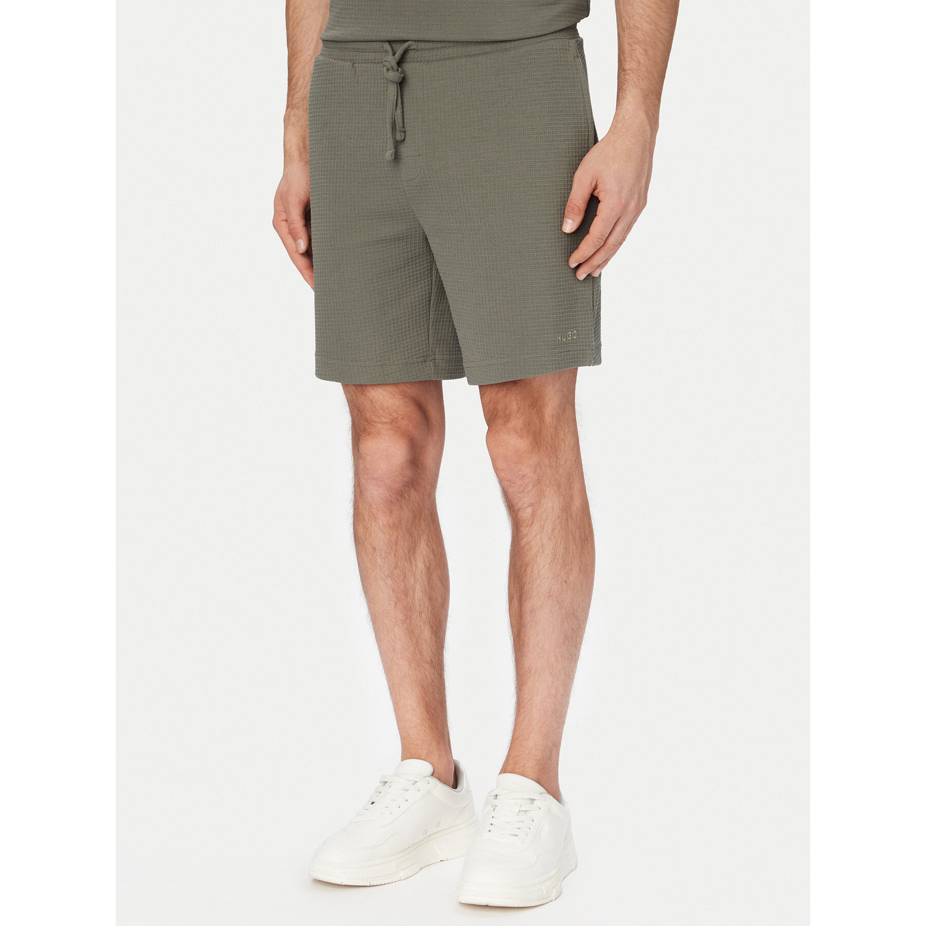 HUGO Szorty sportowe Austin 50532023 Zielony ciemny Regular Fit
