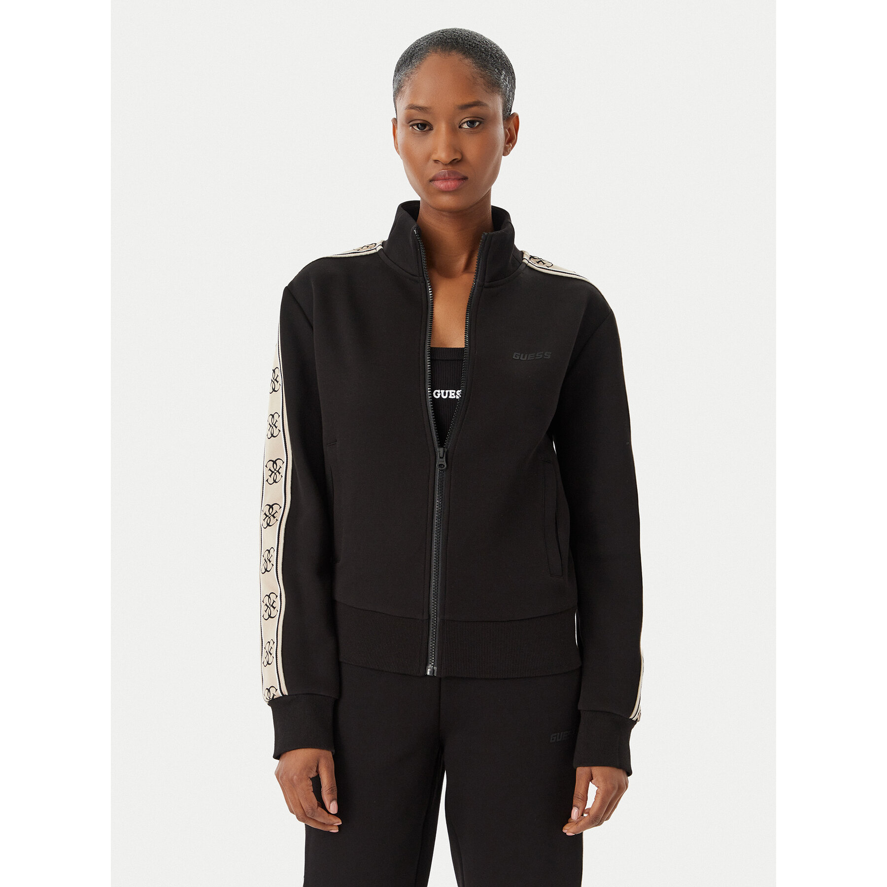 Guess Bluza V2YQ16 KB3P2 Czarny Regular Fit