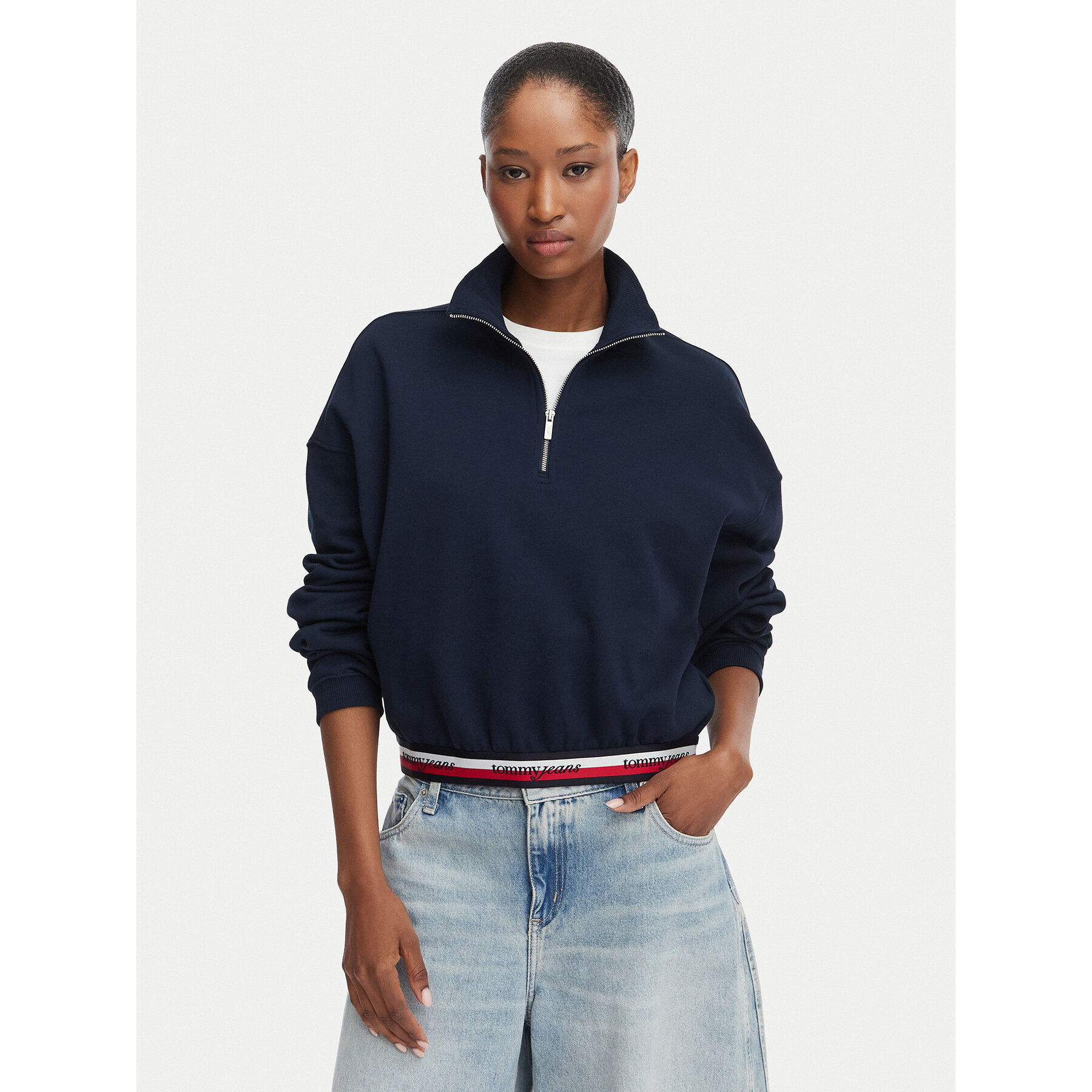 Tommy Jeans Bluza DW0DW23144 Granatowy Regular Fit