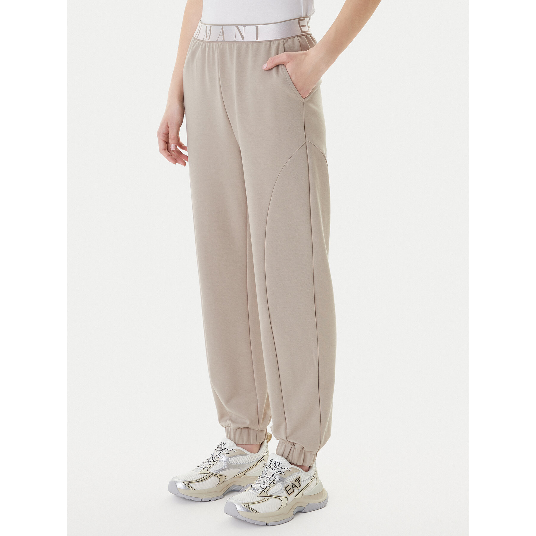 EA7 Emporio Armani Spodnie dresowe 7W001154 AF12501 U6225 Beżowy Regular Fit