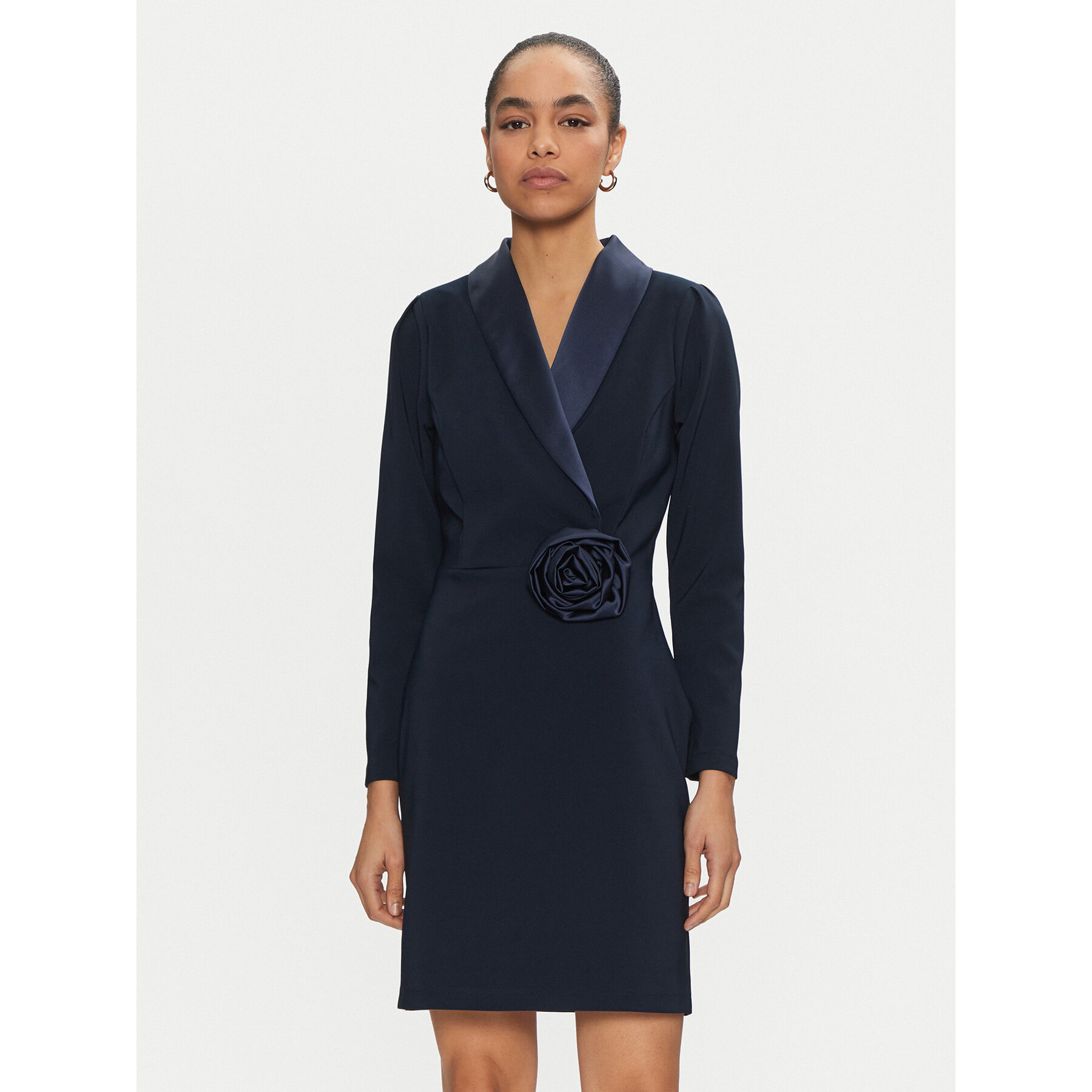 Rinascimento Sukienka koktajlowa CFC0019793002 Granatowy Regular Fit