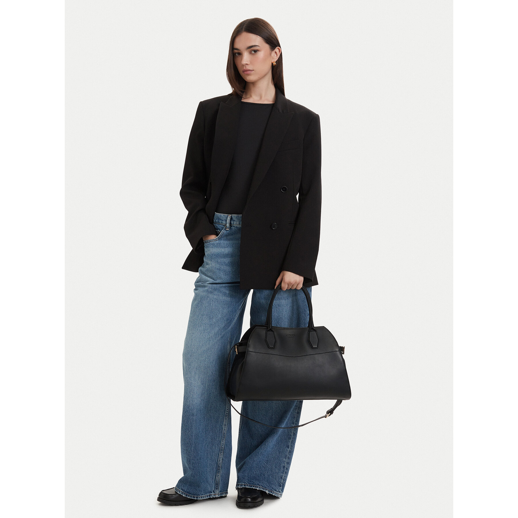 Guess Torebka HWYUAA P6276 Czarny