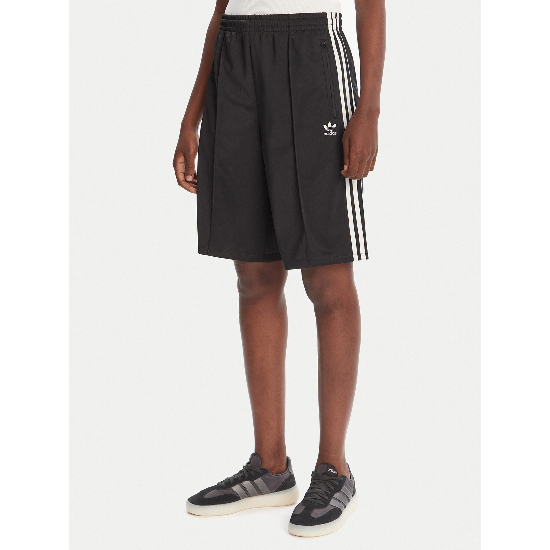 adidas Szorty sportowe adicolor Firebird JD0286 Czarny Loose Fit