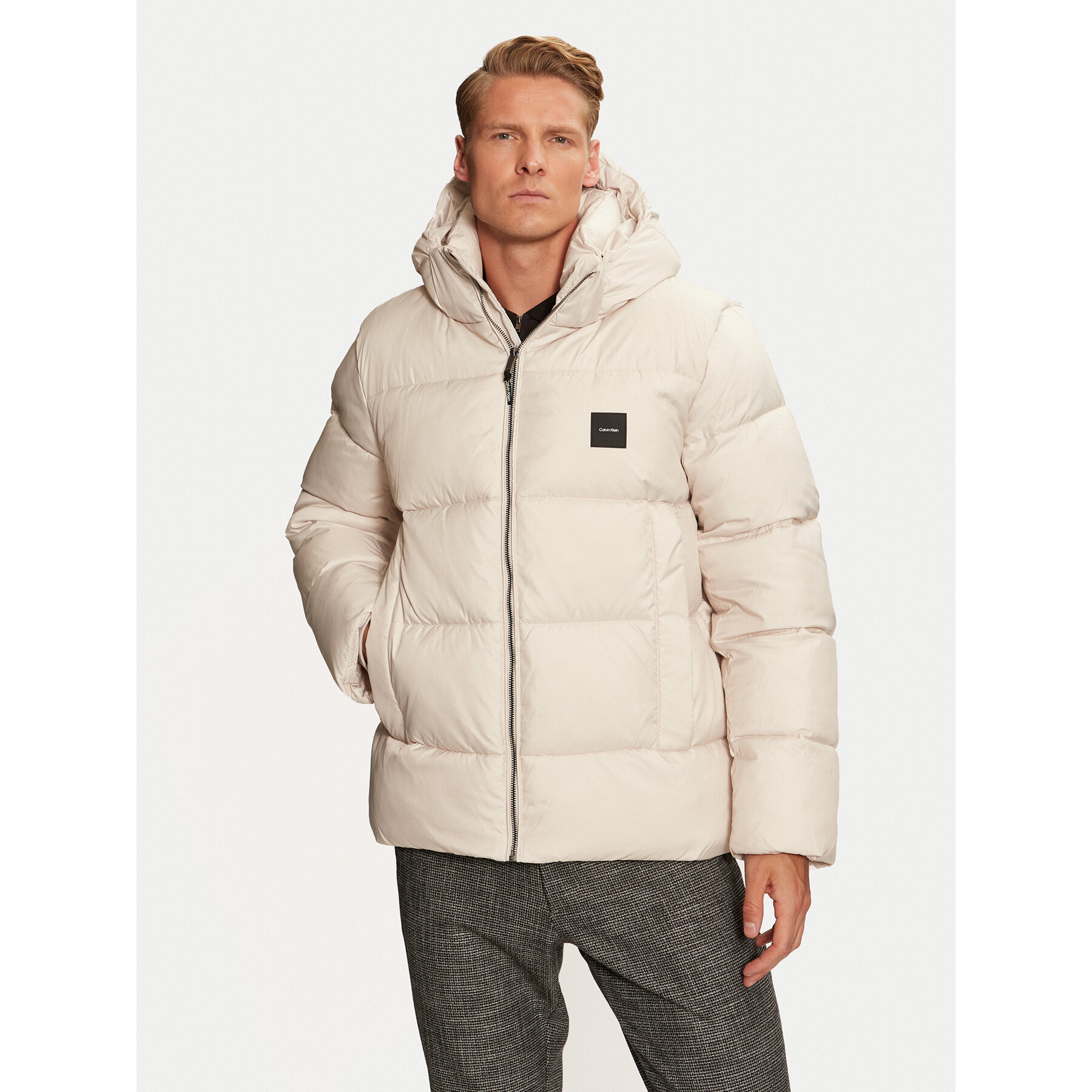 Calvin Klein Kurtka zimowa K10K113476 Beżowy Regular Fit