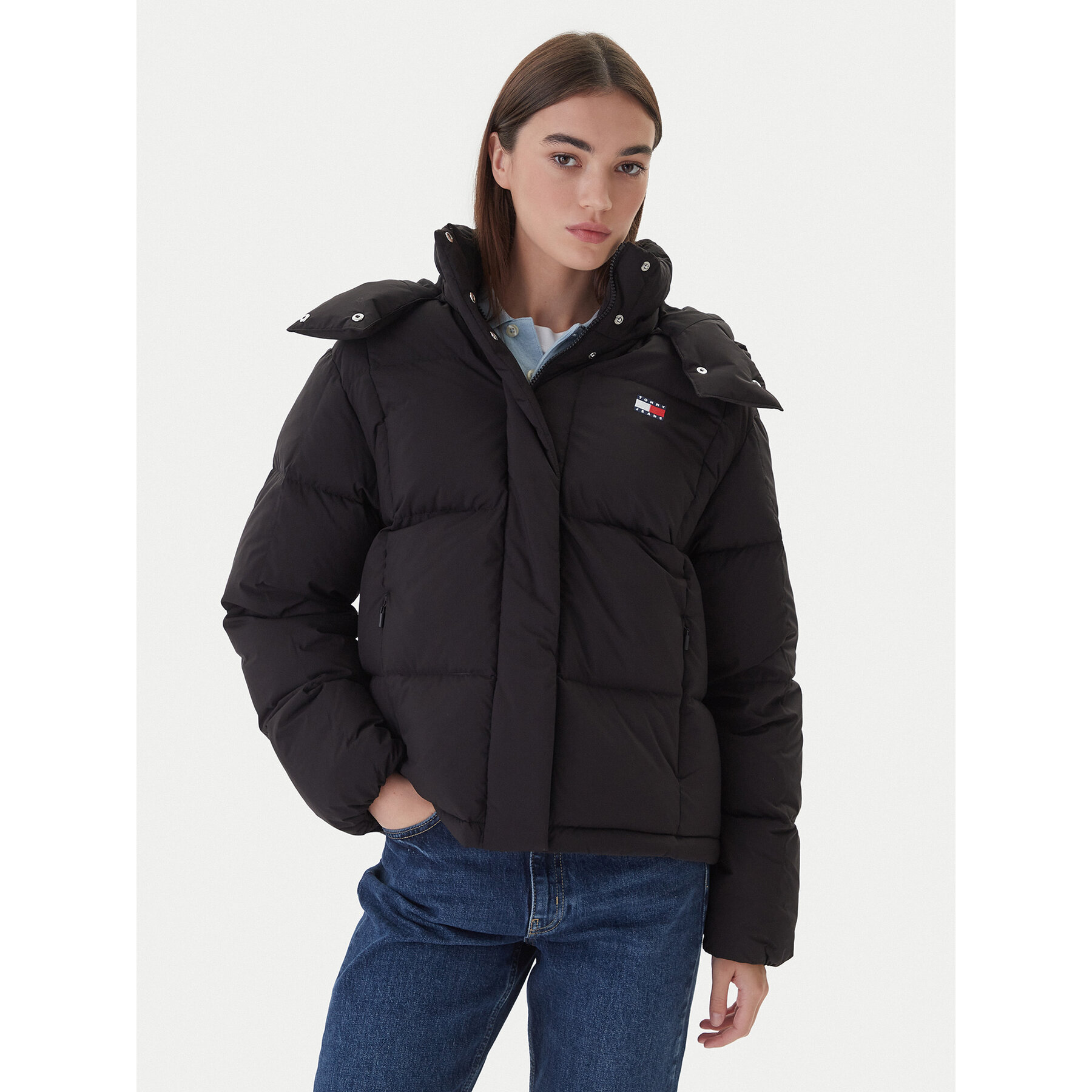 Tommy Jeans Kurtka puchowa DW0DW21623 Czarny Regular Fit