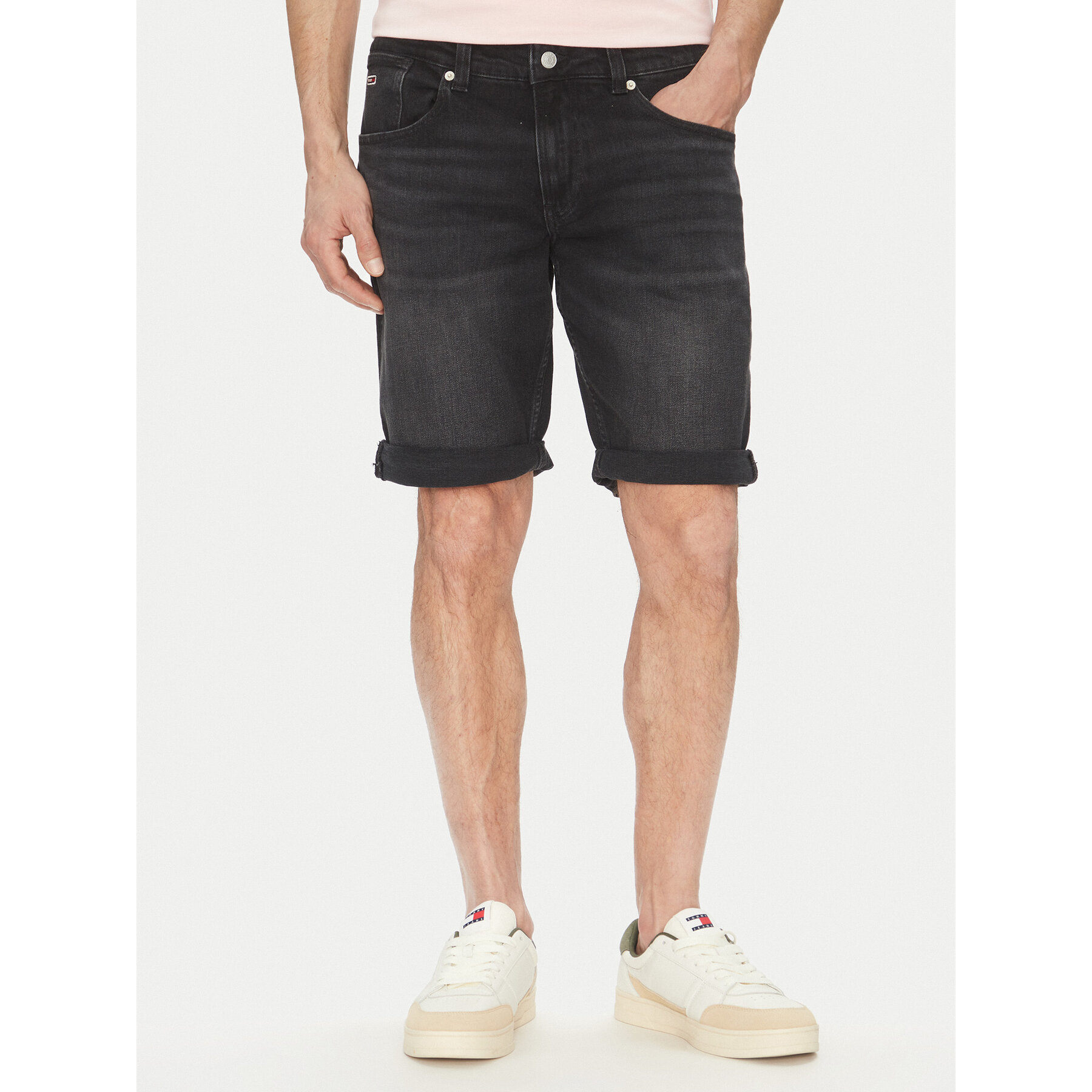 Tommy Jeans Szorty jeansowe Ronnie DM0DM20945 Czarny Regular Fit