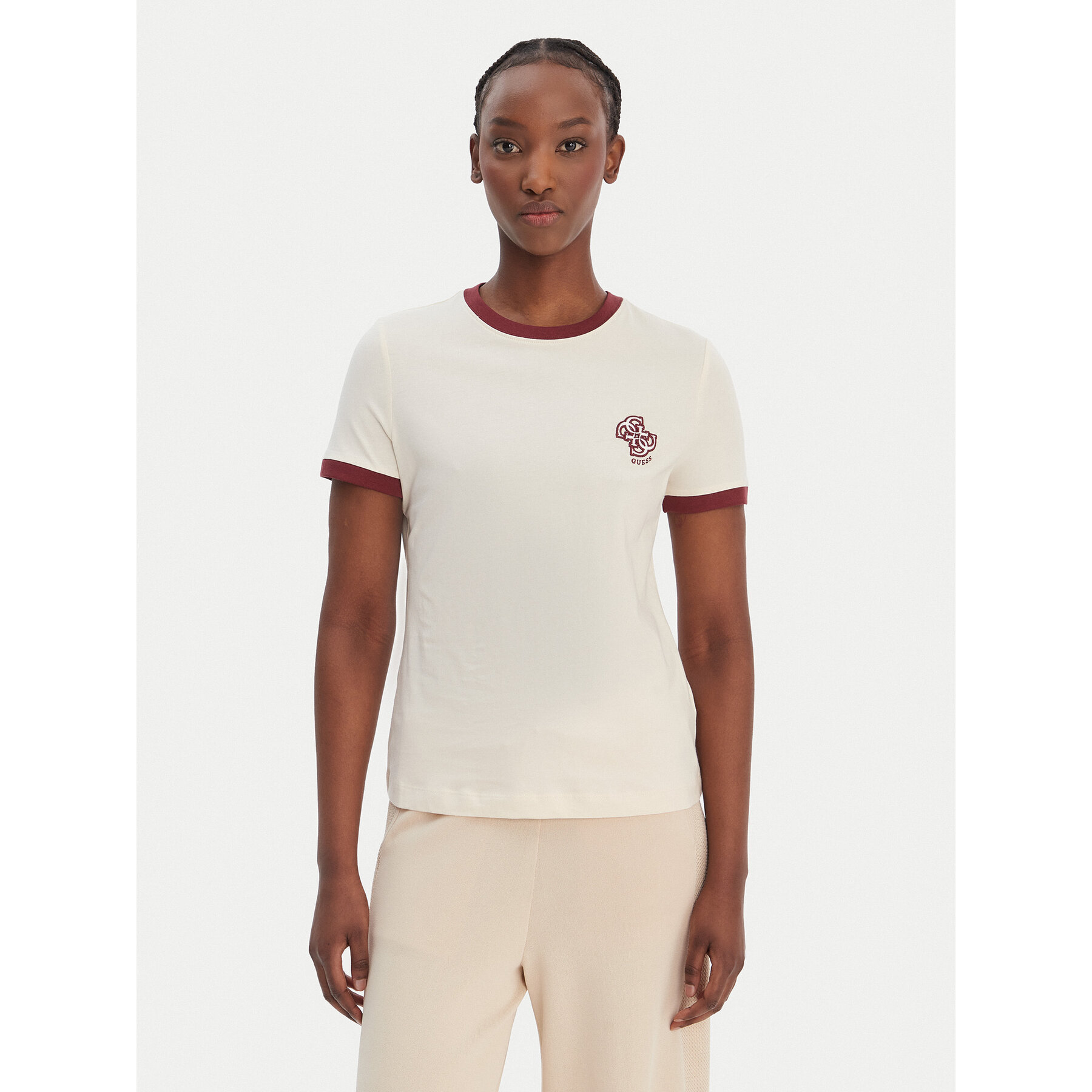 Guess T-Shirt V6GI05 K2966 Écru Regular Fit