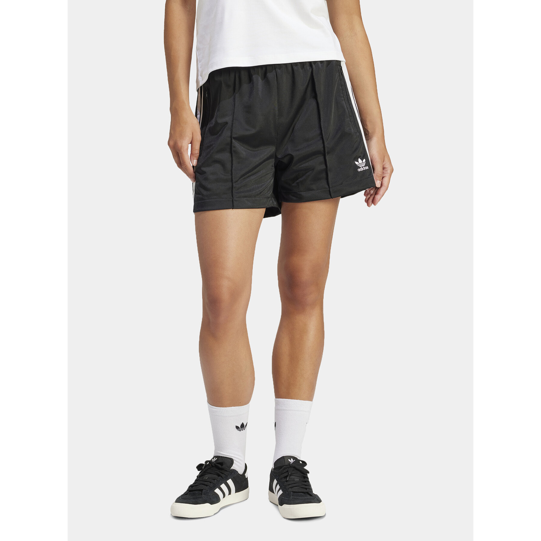 adidas Szorty sportowe Firebird IU2425 Czarny Loose Fit
