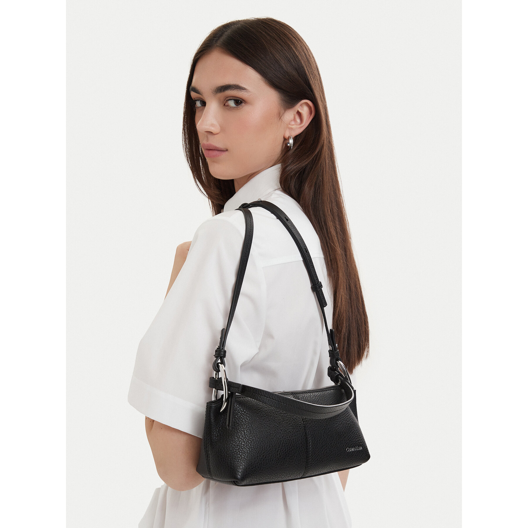 Calvin Klein Torebka Slouchy Leather Small Conv Bag LV04F3659G Czarny