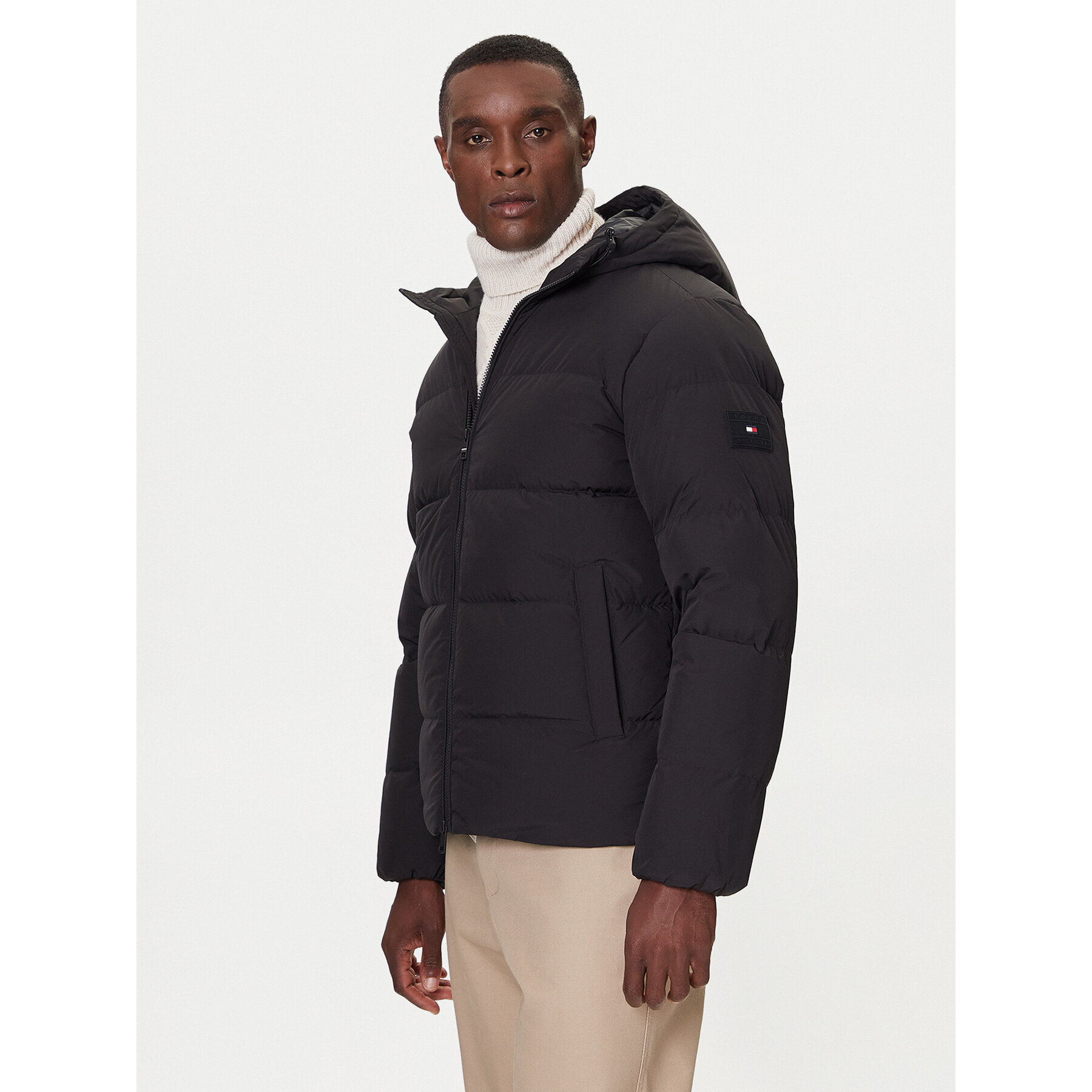 Tommy Hilfiger Kurtka puchowa MW0MW40616 Czarny Regular Fit