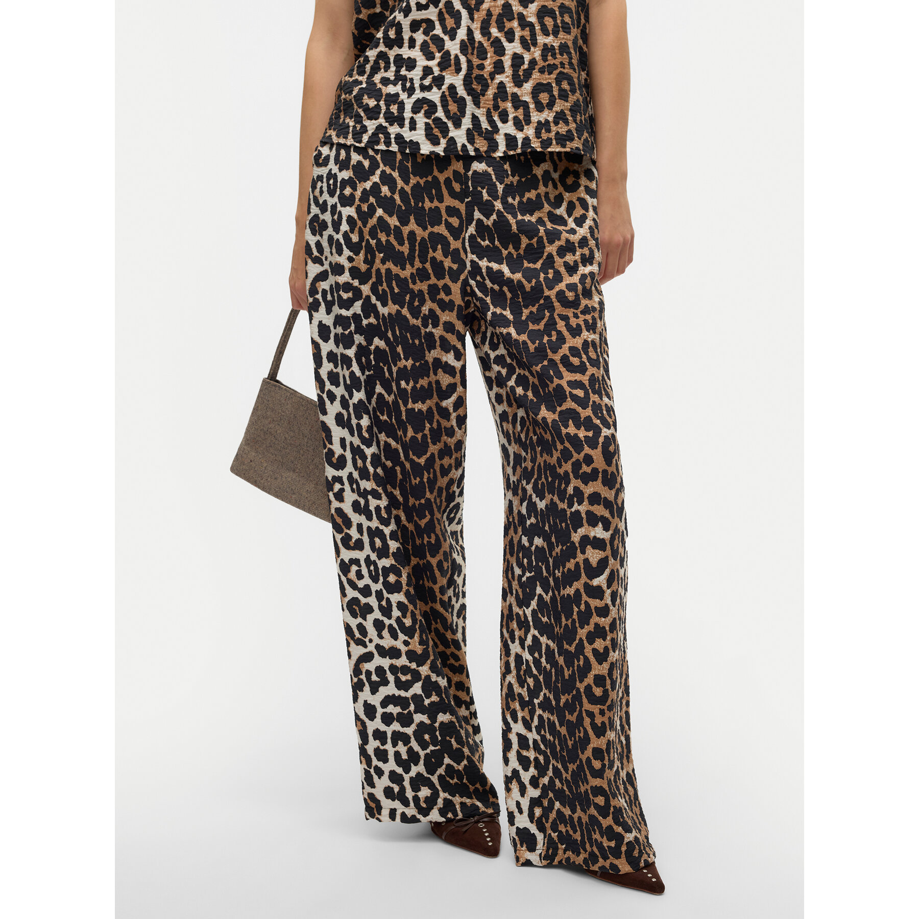 Vero Moda Spodnie materiałowe Josie 10303759 Brązowy Wide Leg