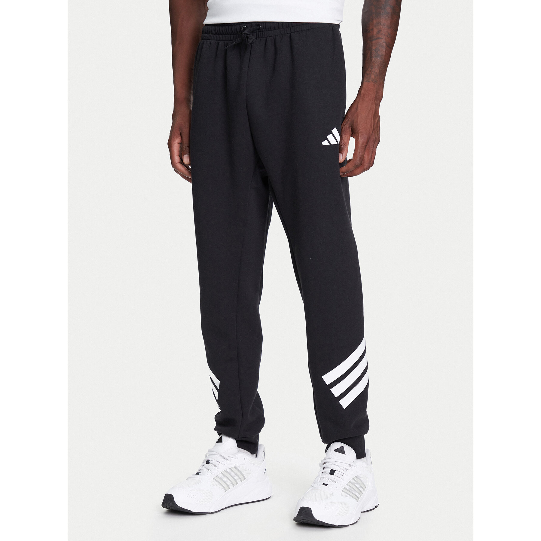 adidas Spodnie dresowe Future Icons 3-Stripes JD4863 Czarny Regular Fit