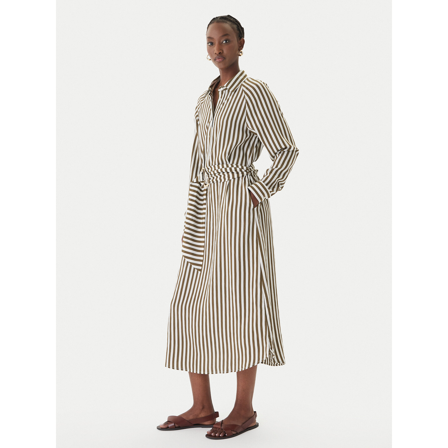 LOLA CASADEMUNT Sukienka koszulowa MS2616038 Zielony Regular Fit