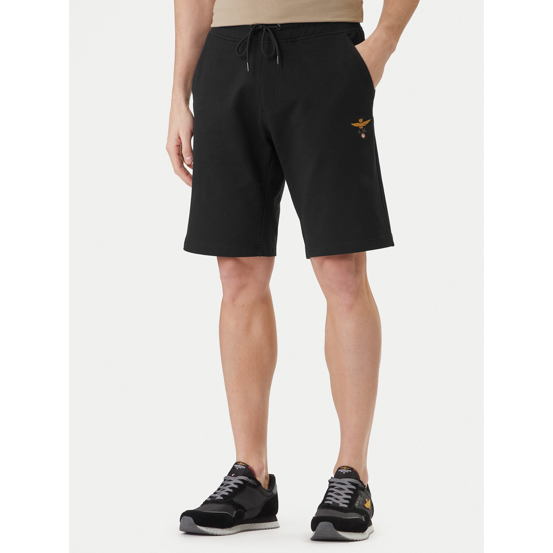 Aeronautica Militare Szorty sportowe 261BF0032UF00674 Czarny Regular Fit