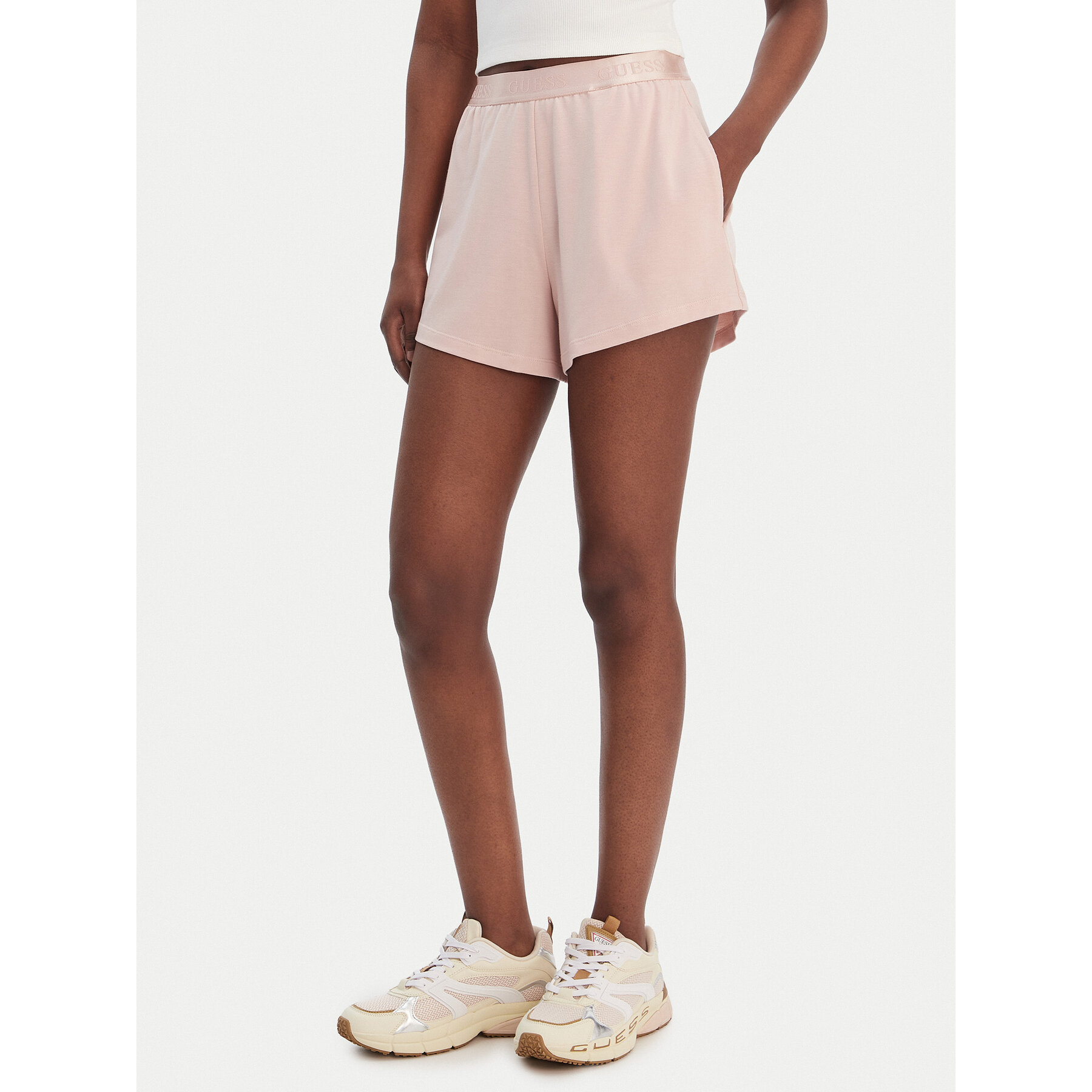 Guess Szorty sportowe O6GD02 KCQP2 Różowy Relaxed Fit