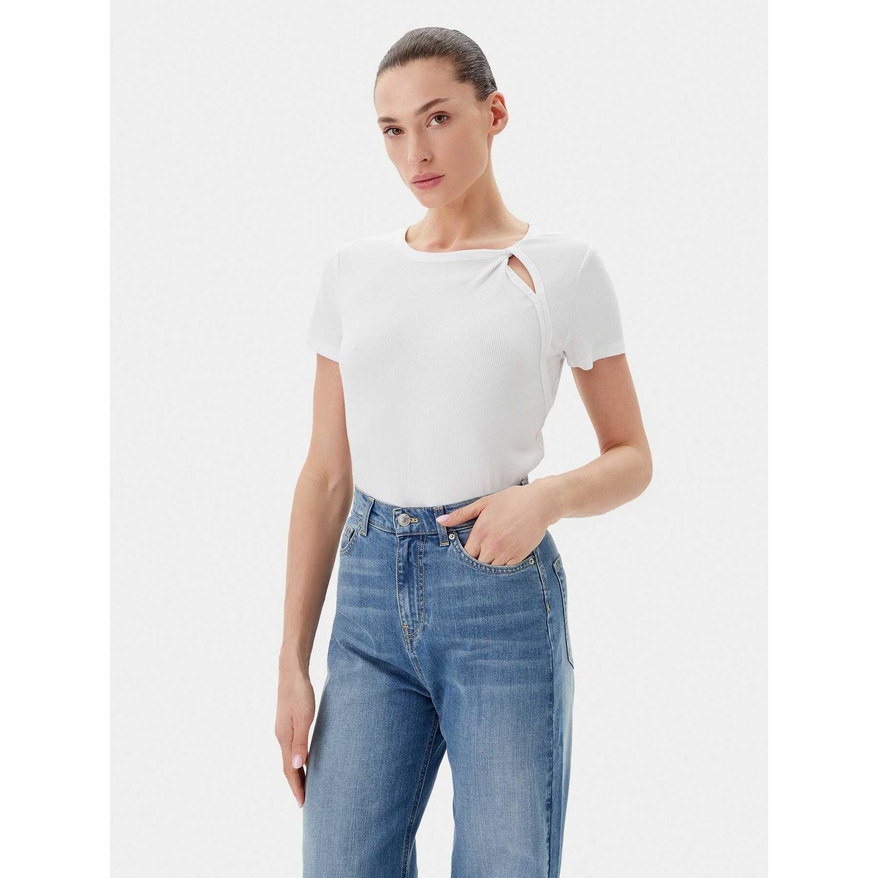 DKNY T-Shirt P51H8APJ Biały Regular Fit