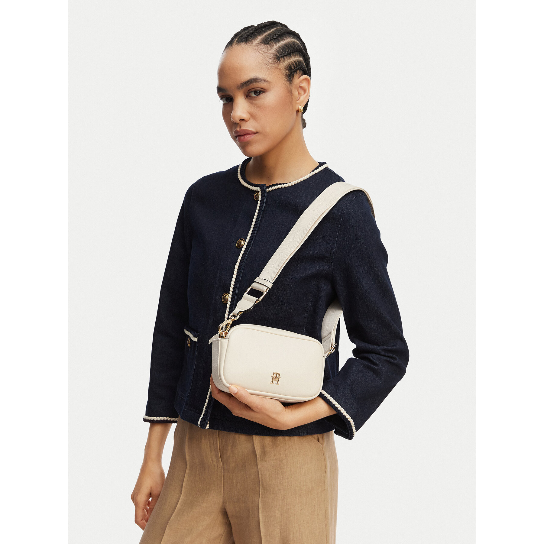 Tommy Hilfiger Torebka Th Logotape Camera Bag AW0AW18741 Biały