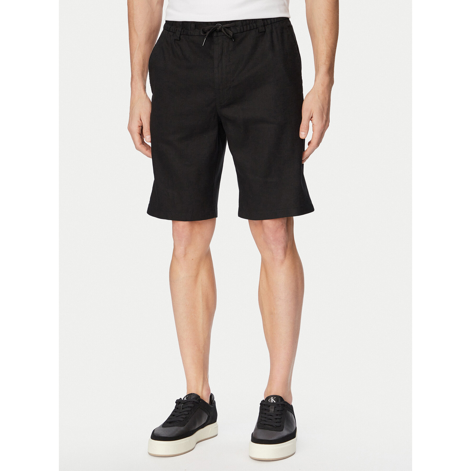 BOSS Szorty materiałowe 50559178 Czarny Regular Fit